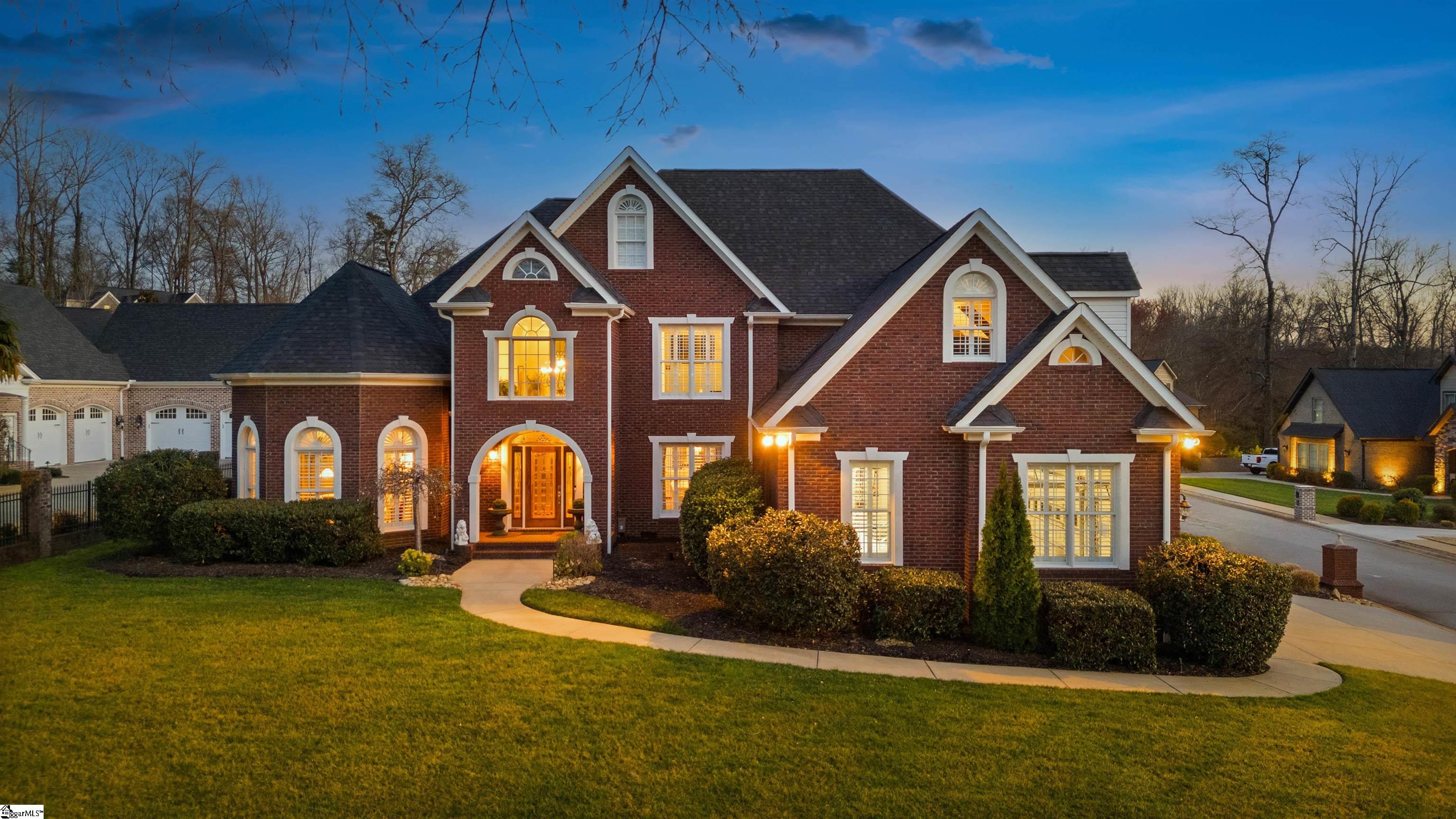 100 Breeds Hill Way