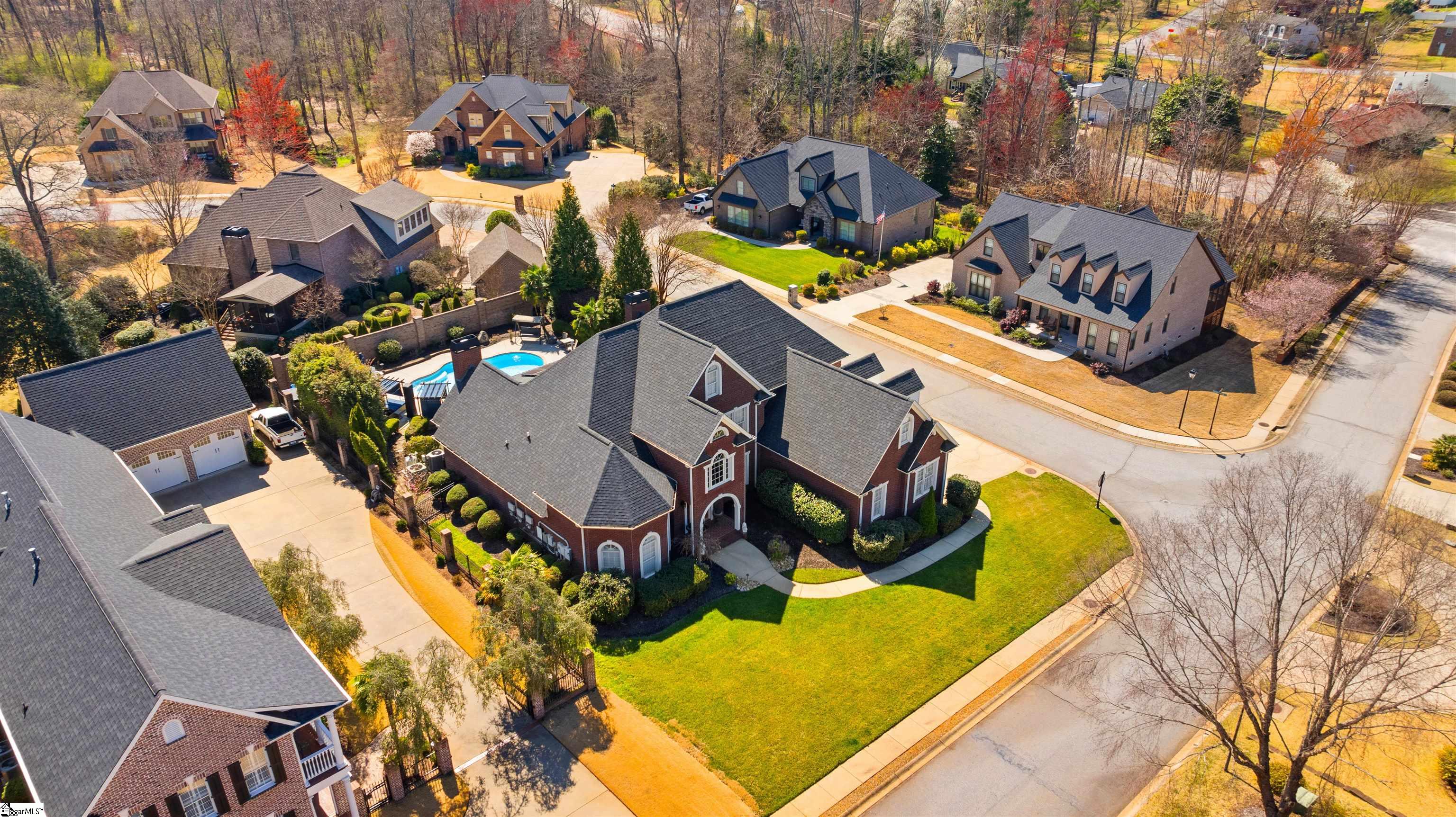 100 Breeds Hill Way