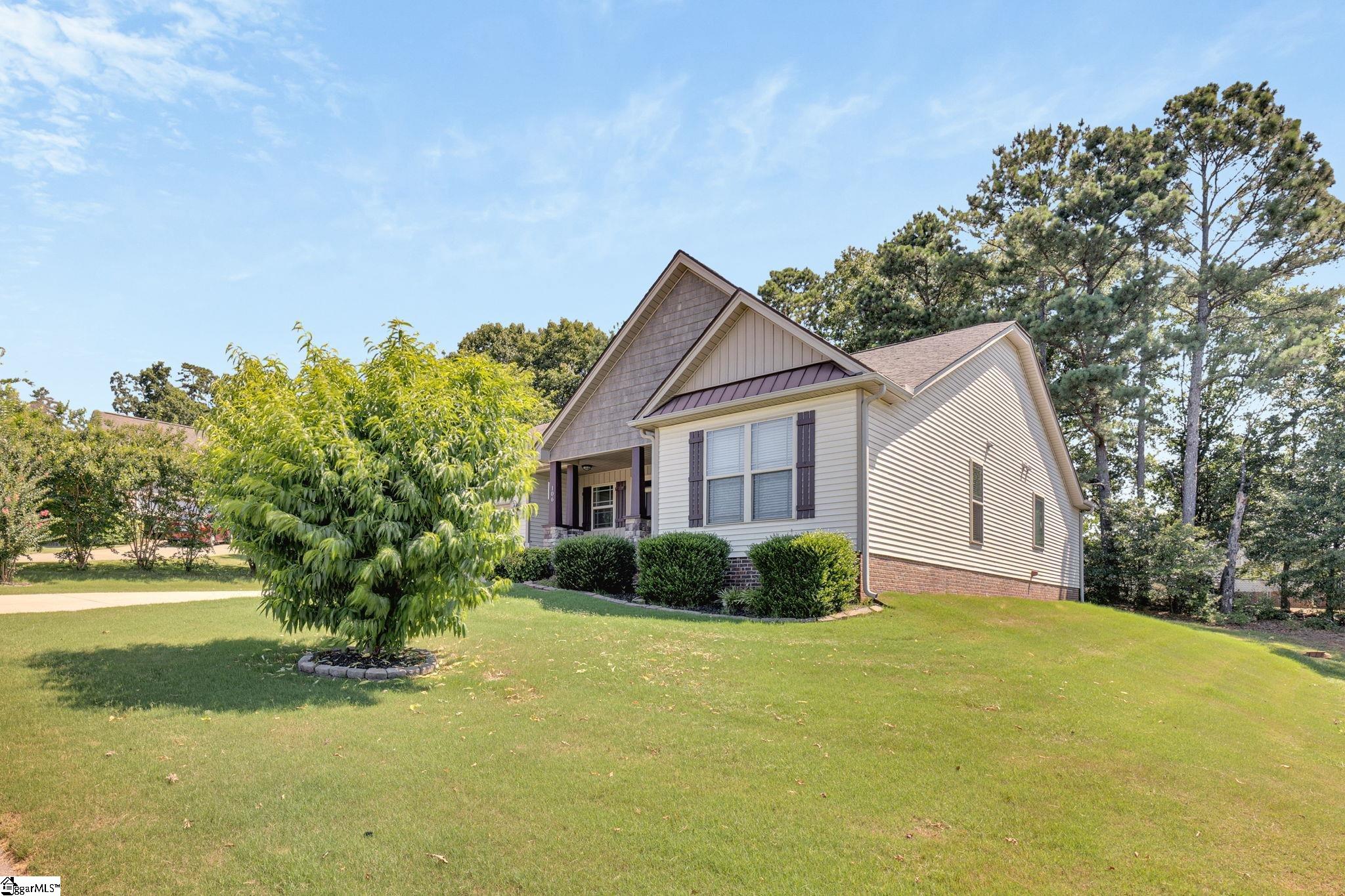 Anderson, South Carolina 29625, United States, 3 Bedrooms Bedrooms, ,2 BathroomsBathrooms,Residential,Active,168068