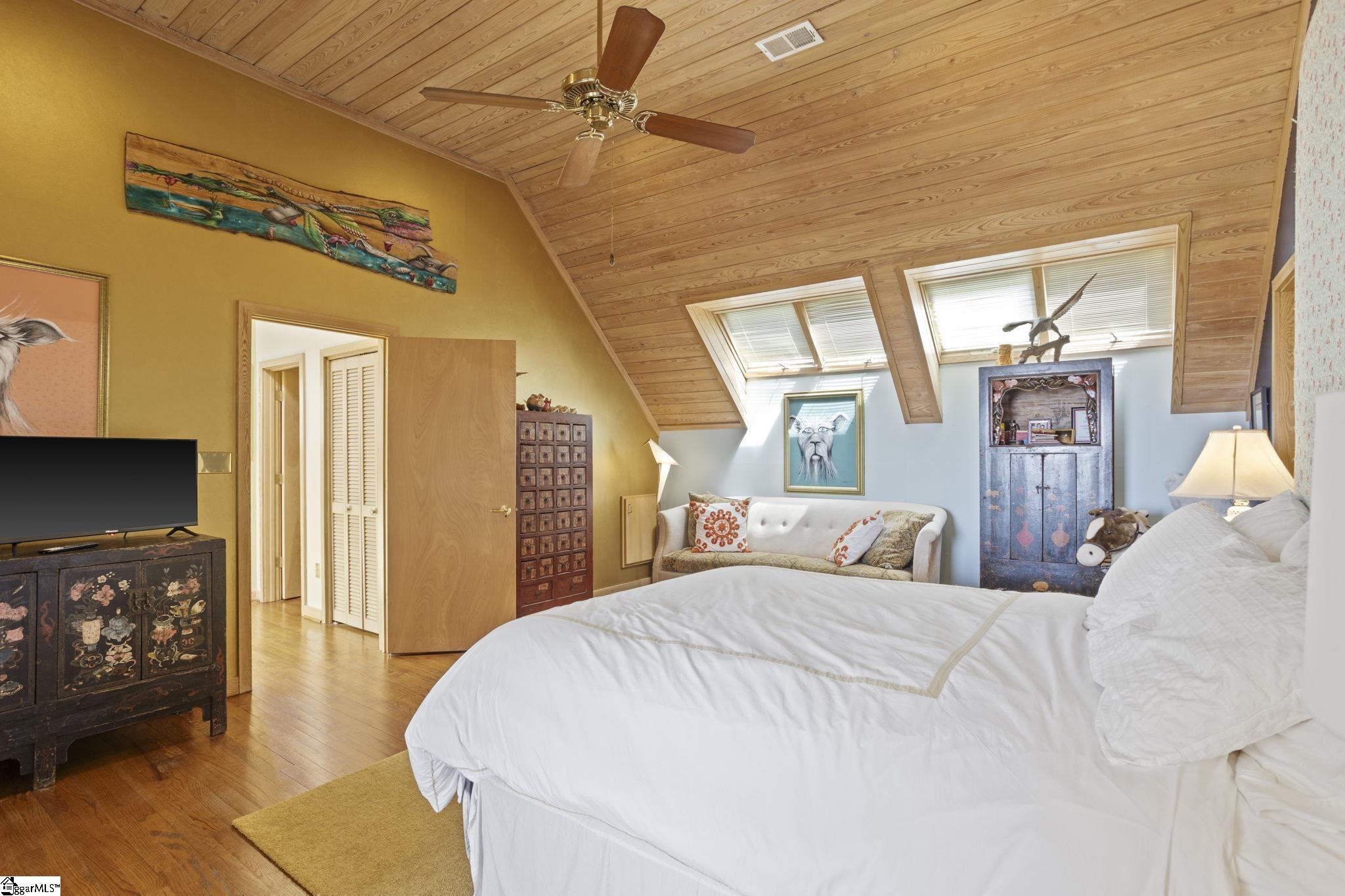 Greenville, South Carolina 29609, United States, 6 Bedrooms Bedrooms, ,7 BathroomsBathrooms,Residential,Active,105375