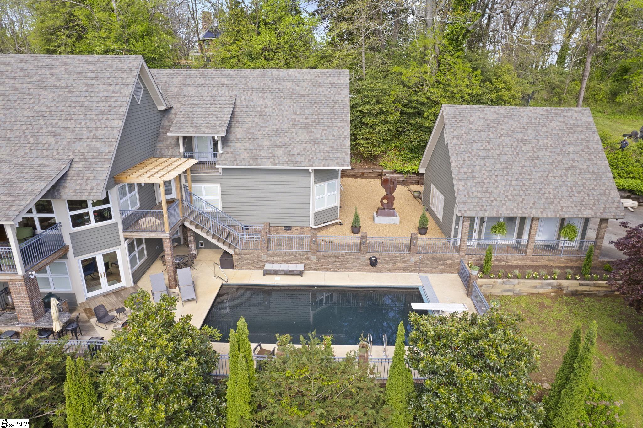 Greenville, South Carolina 29609, United States, 6 Bedrooms Bedrooms, ,7 BathroomsBathrooms,Residential,Active,105375