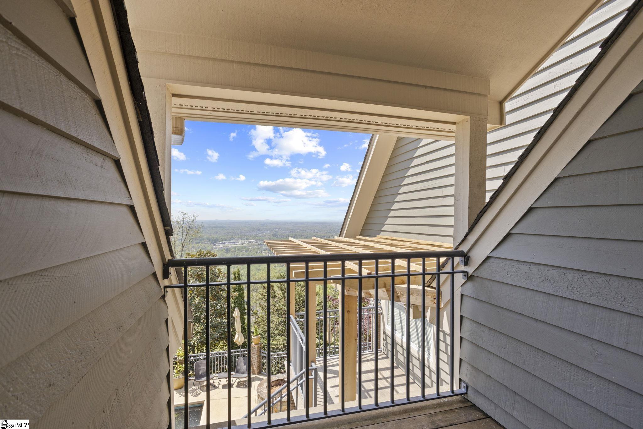 Greenville, South Carolina 29609, United States, 6 Bedrooms Bedrooms, ,7 BathroomsBathrooms,Residential,Active,105375