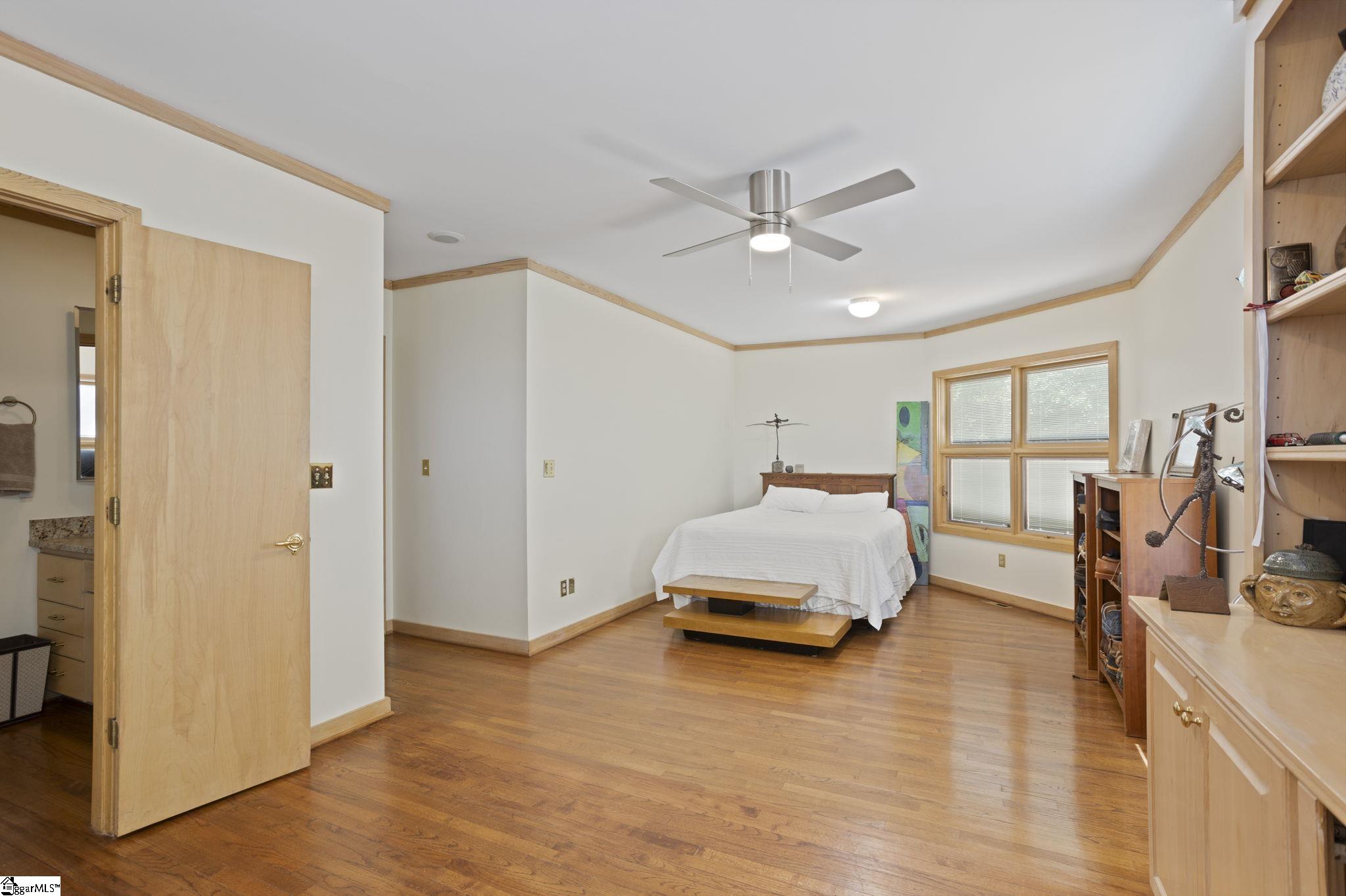 Greenville, South Carolina 29609, United States, 6 Bedrooms Bedrooms, ,7 BathroomsBathrooms,Residential,Active,105375