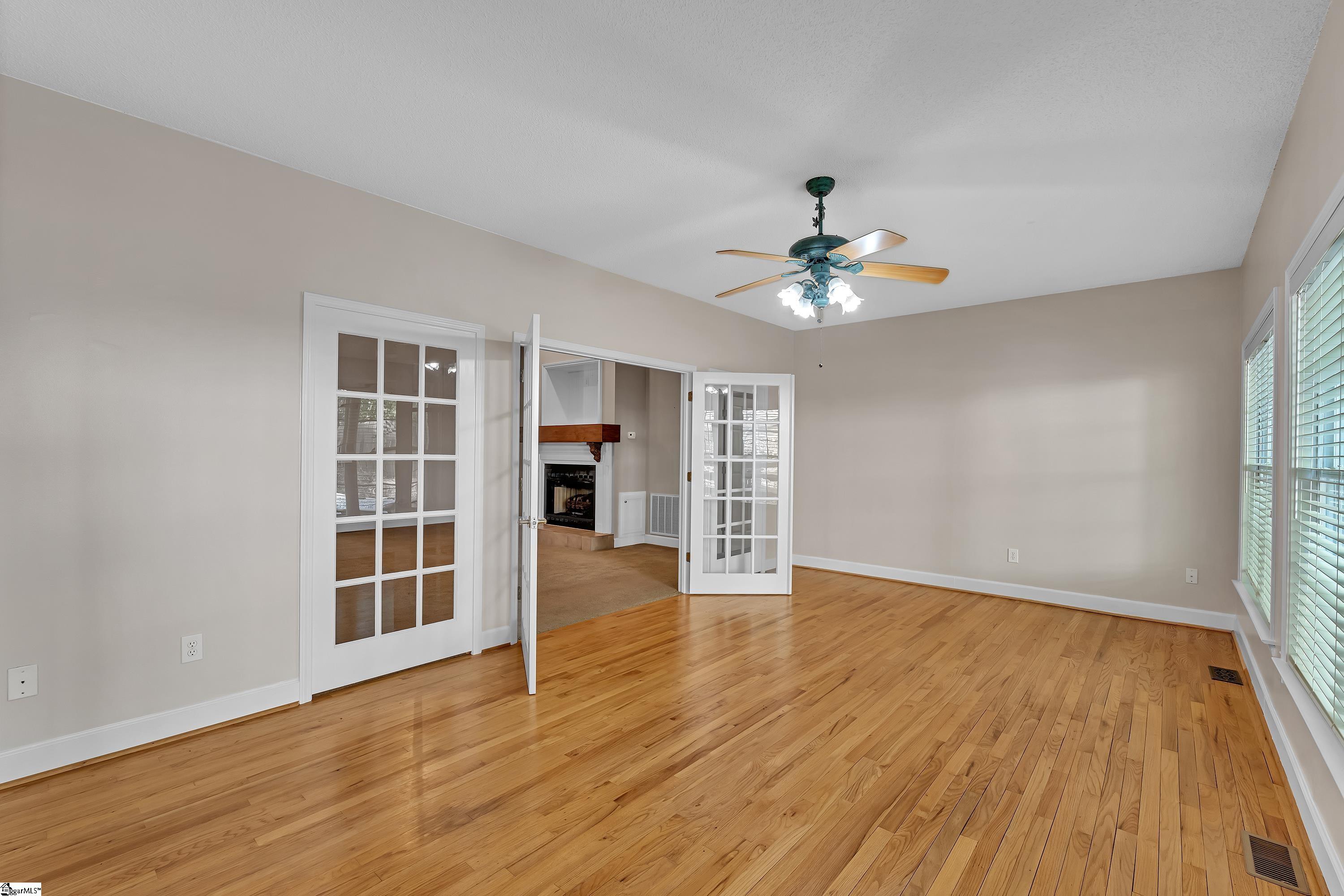 Easley, South Carolina 29640, United States, 3 Bedrooms Bedrooms, ,2 BathroomsBathrooms,Residential,Active,221808