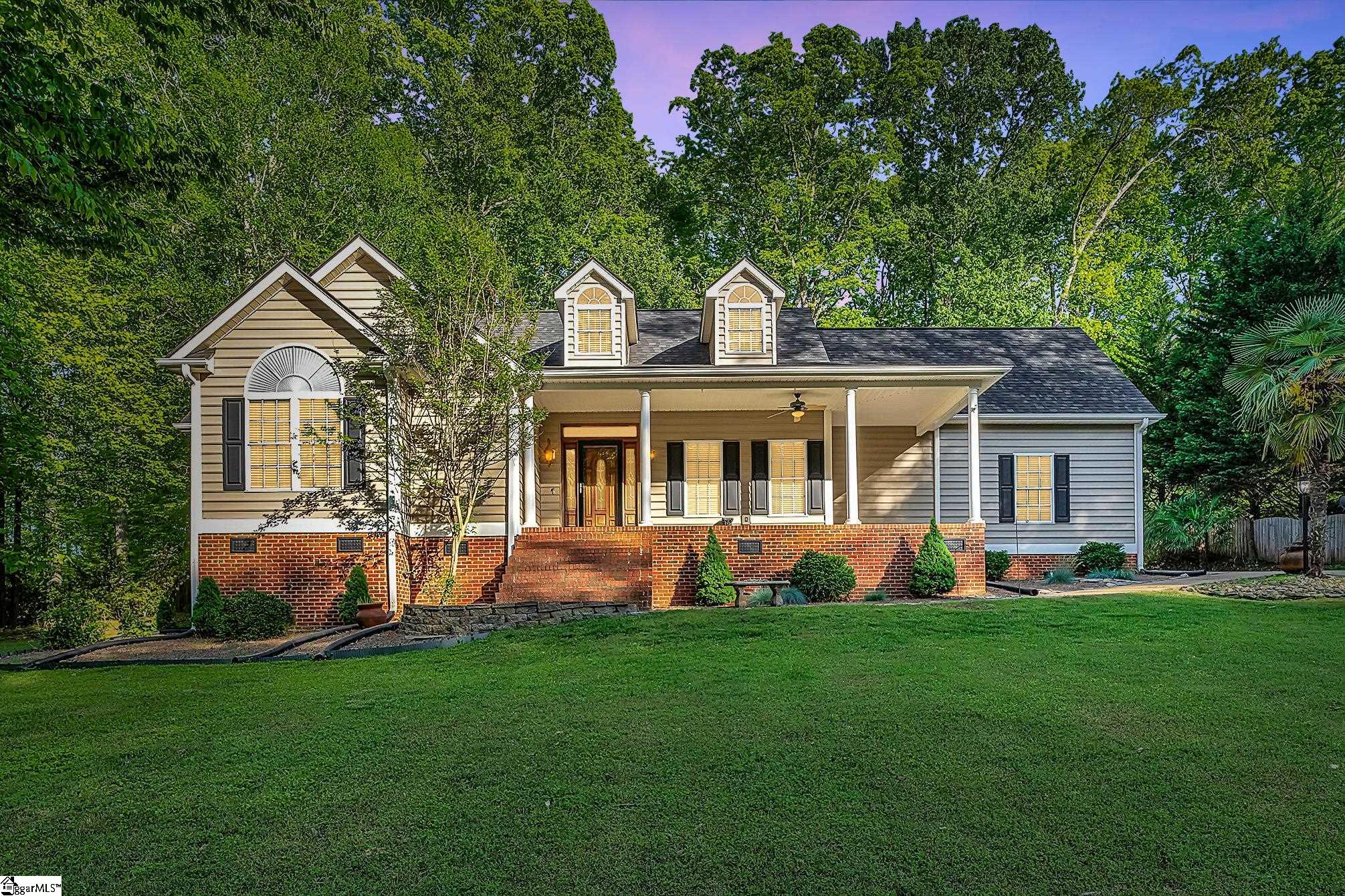 Easley, South Carolina 29640, United States, 3 Bedrooms Bedrooms, ,2 BathroomsBathrooms,Residential,Active,221808