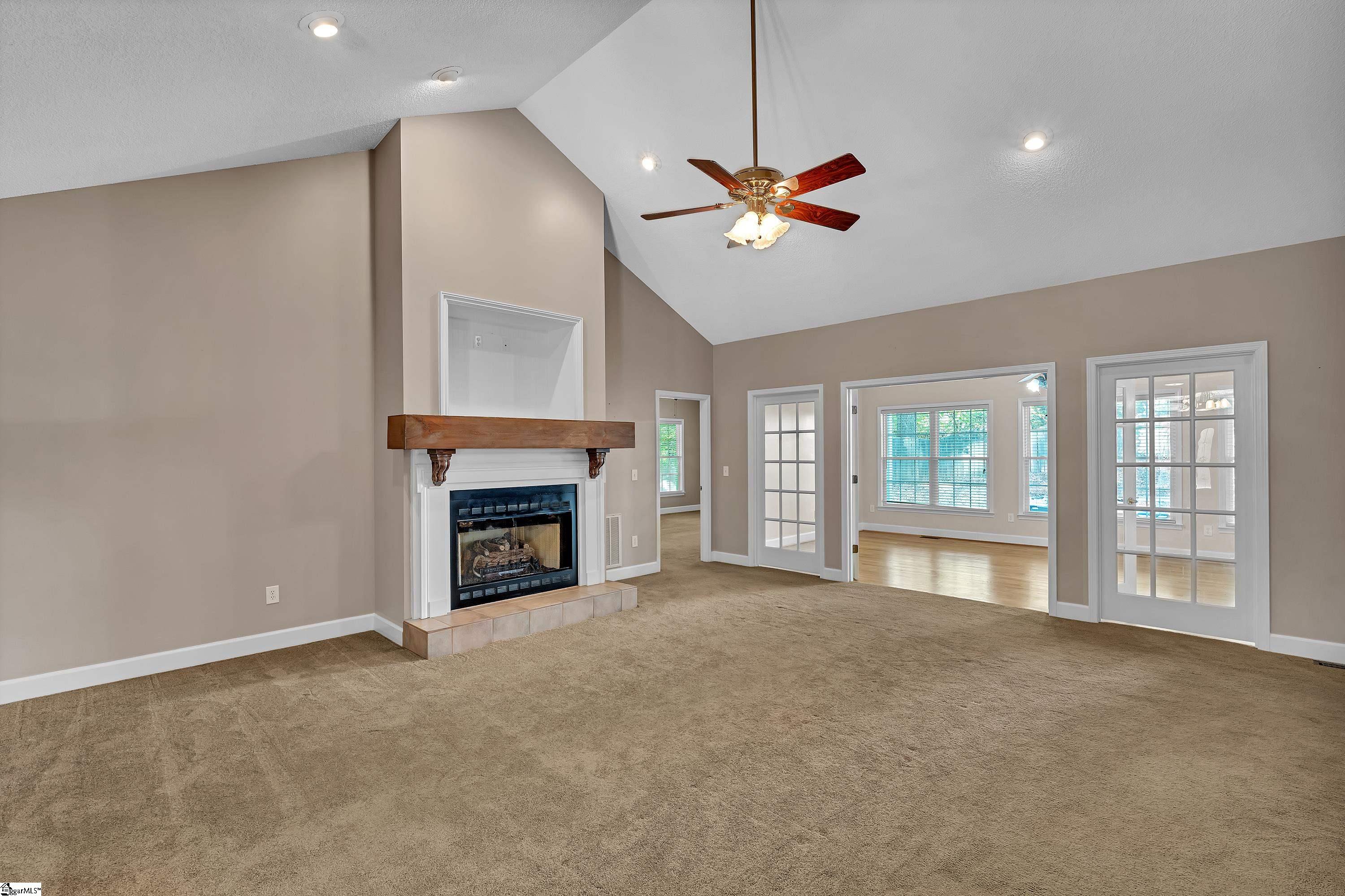 Easley, South Carolina 29640, United States, 3 Bedrooms Bedrooms, ,2 BathroomsBathrooms,Residential,Active,221808