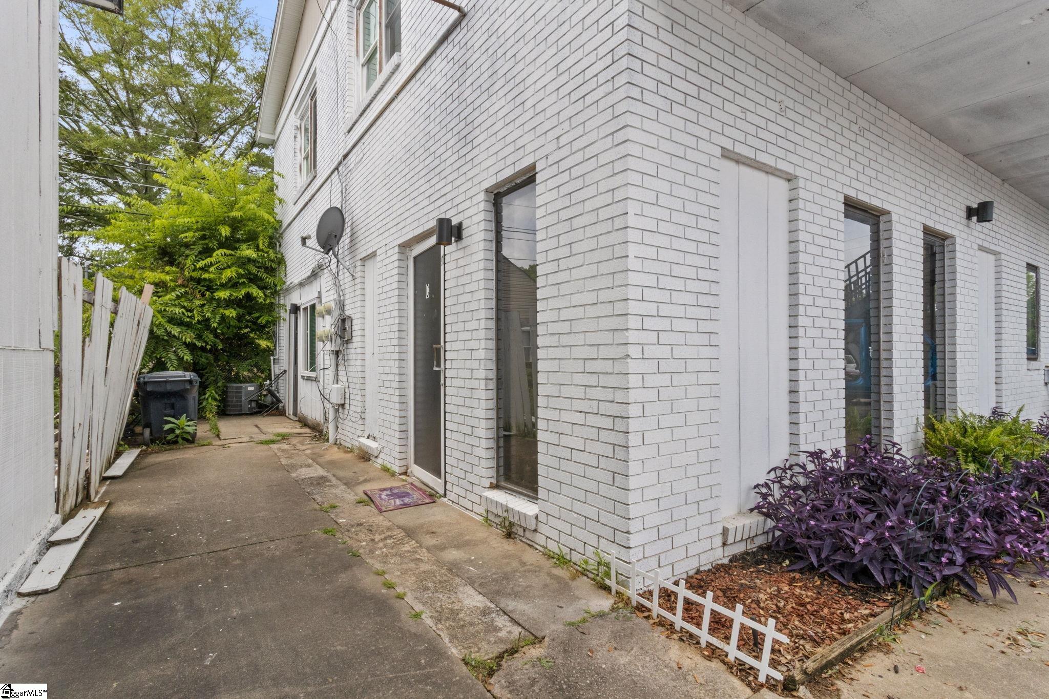1603 N Main Street