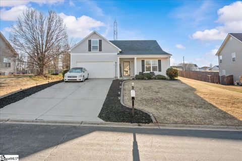 Photo of 908 Echo Ridge Drive, Duncan, SC 29334 (MLS # 1577973)