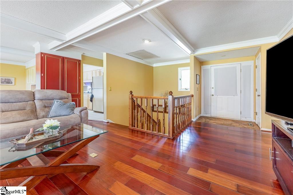 261 N Mcalister Road