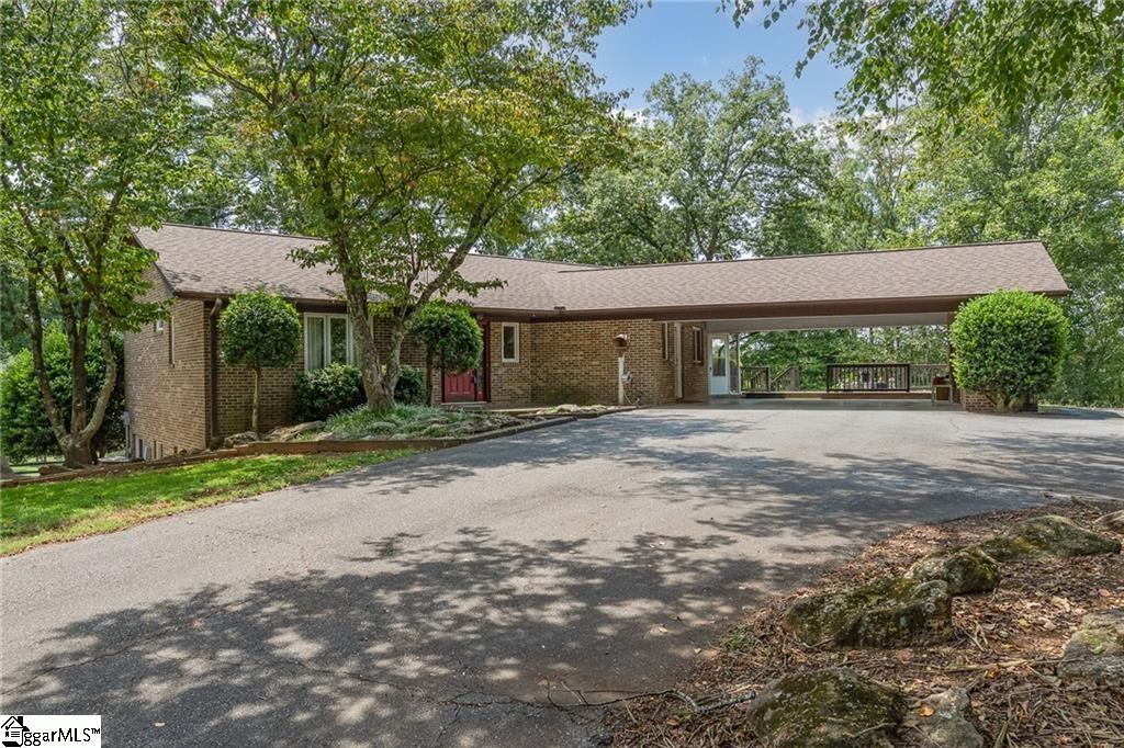 261 N Mcalister Road