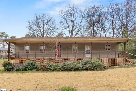 109 Tryon Street Greer SC 29650