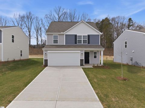 Photo of 108 Brook Run Drive, Fountain Inn, SC 29644 (MLS # 1590018)