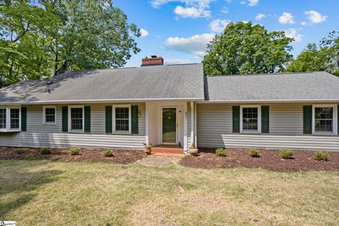 Photo of 651 Altamont Road, Greenville, SC 29609 (MLS # 1589559)
