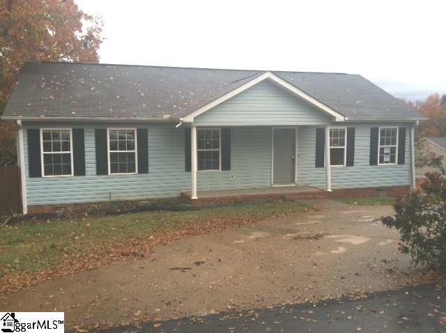 Photo 1 of 9 — 121 Golf Street, Greer, SC 29650