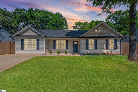 Photo of 728 Cannonsburg Drive, Duncan, SC 29334 (MLS # 1606662)