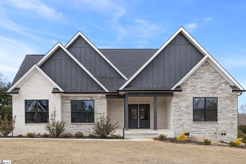 Photo of 972 Nantahala Drive, Chesnee, SC 29323 (MLS # 1581904)