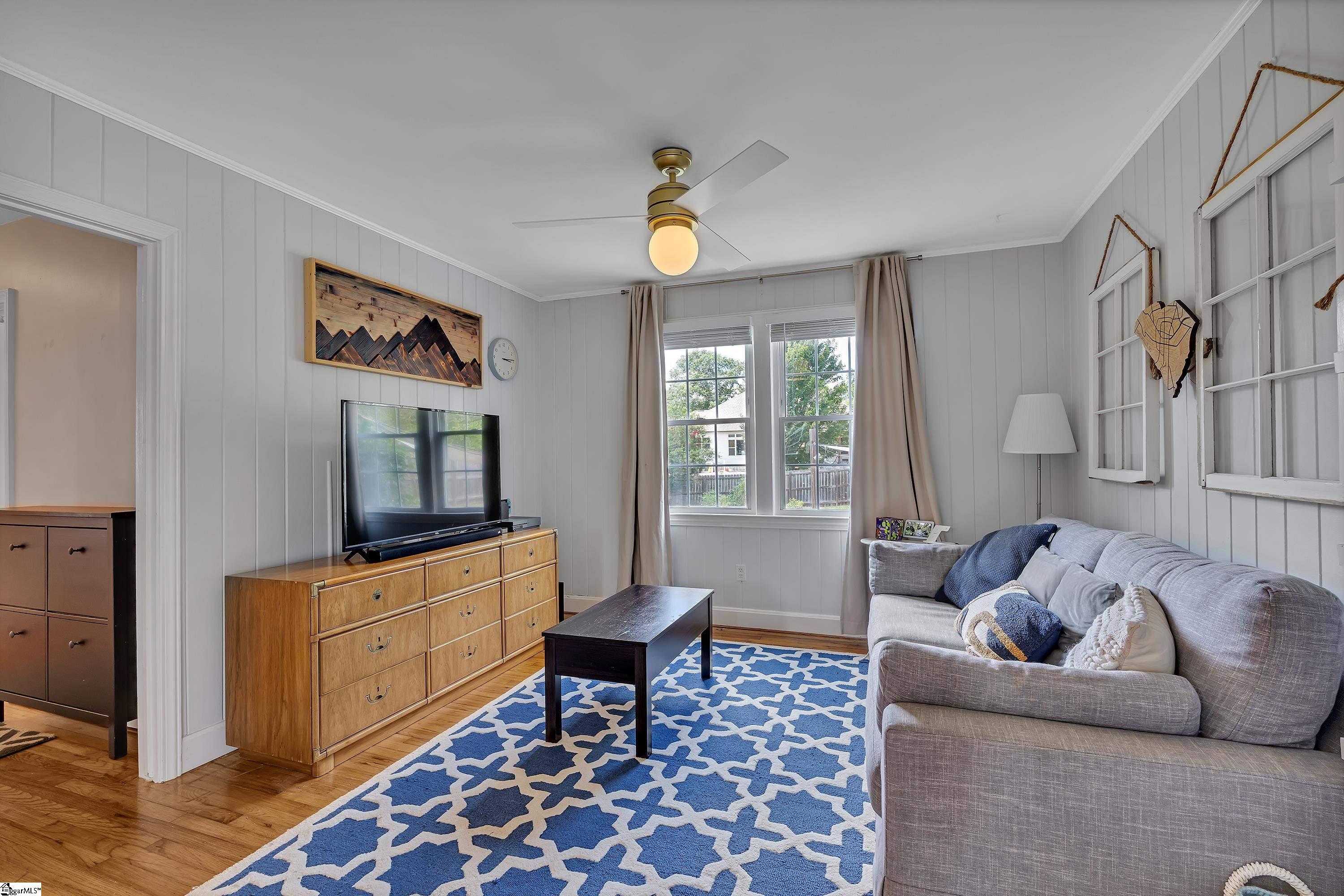 Greenville, South Carolina 29607, United States, 2 Bedrooms Bedrooms, ,1 BathroomBathrooms,Residential,Active,181552