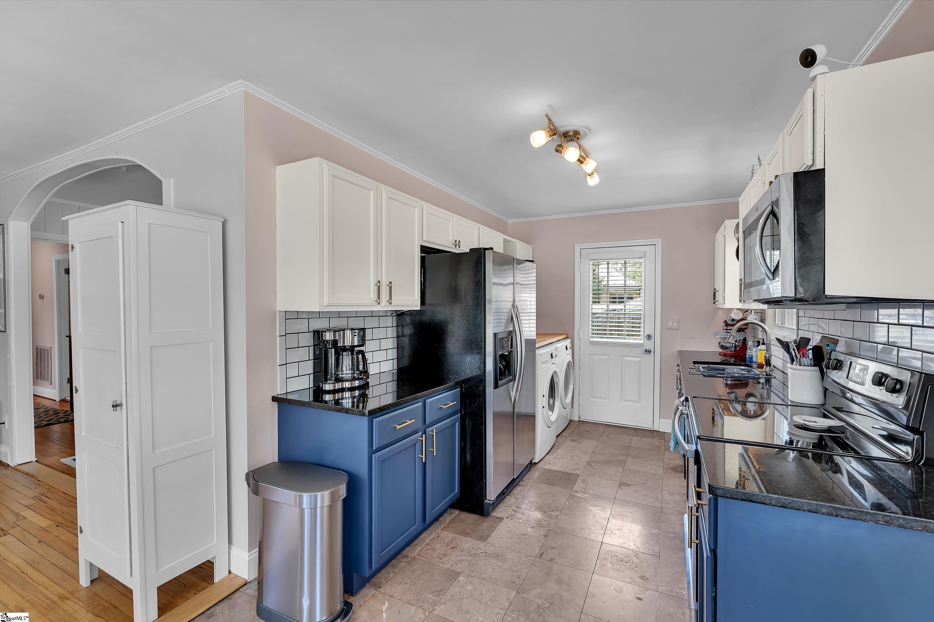 Greenville, South Carolina 29607, United States, 2 Bedrooms Bedrooms, ,1 BathroomBathrooms,Residential,Active,181552