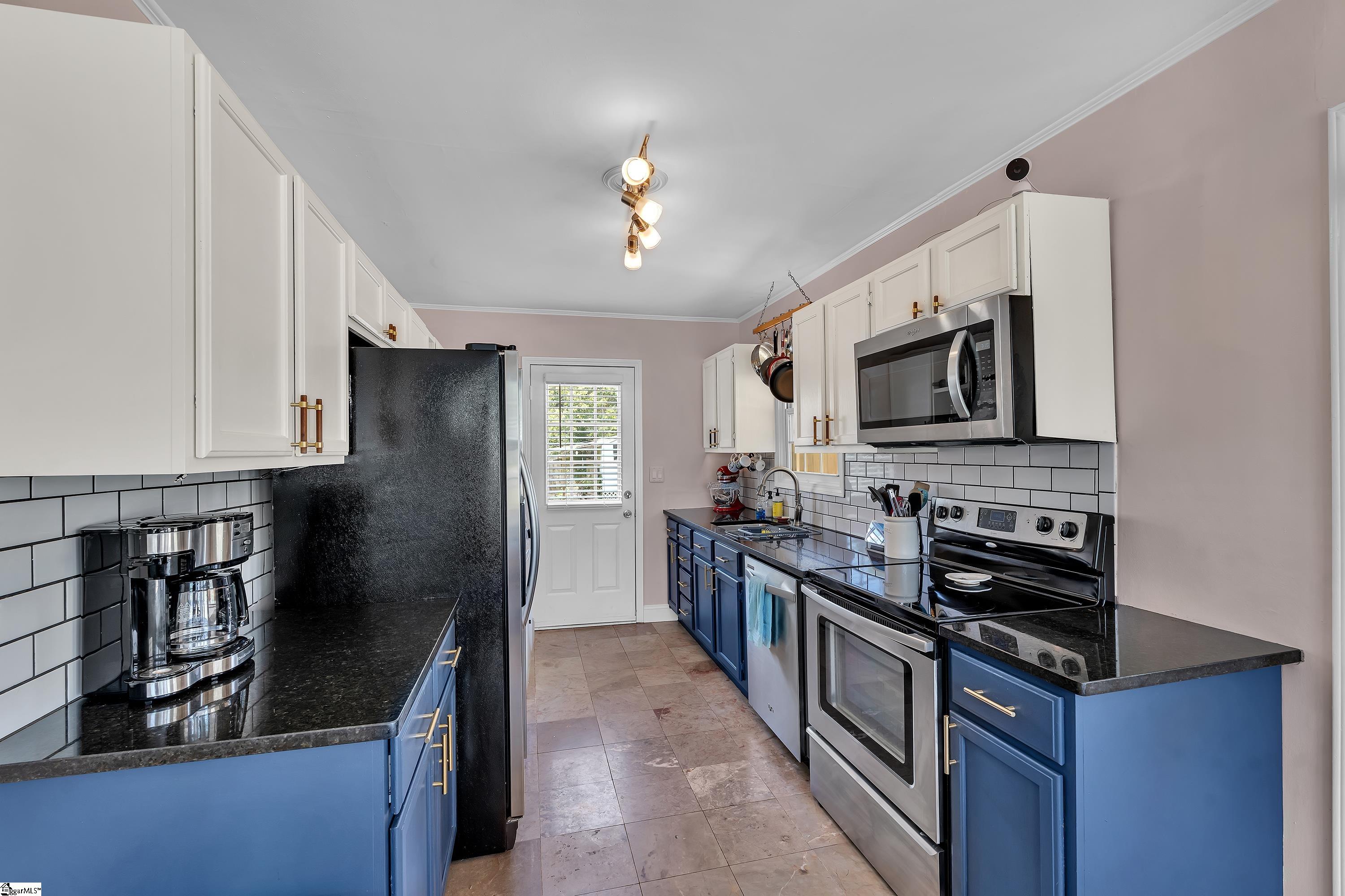 Greenville, South Carolina 29607, United States, 2 Bedrooms Bedrooms, ,1 BathroomBathrooms,Residential,Active,181552