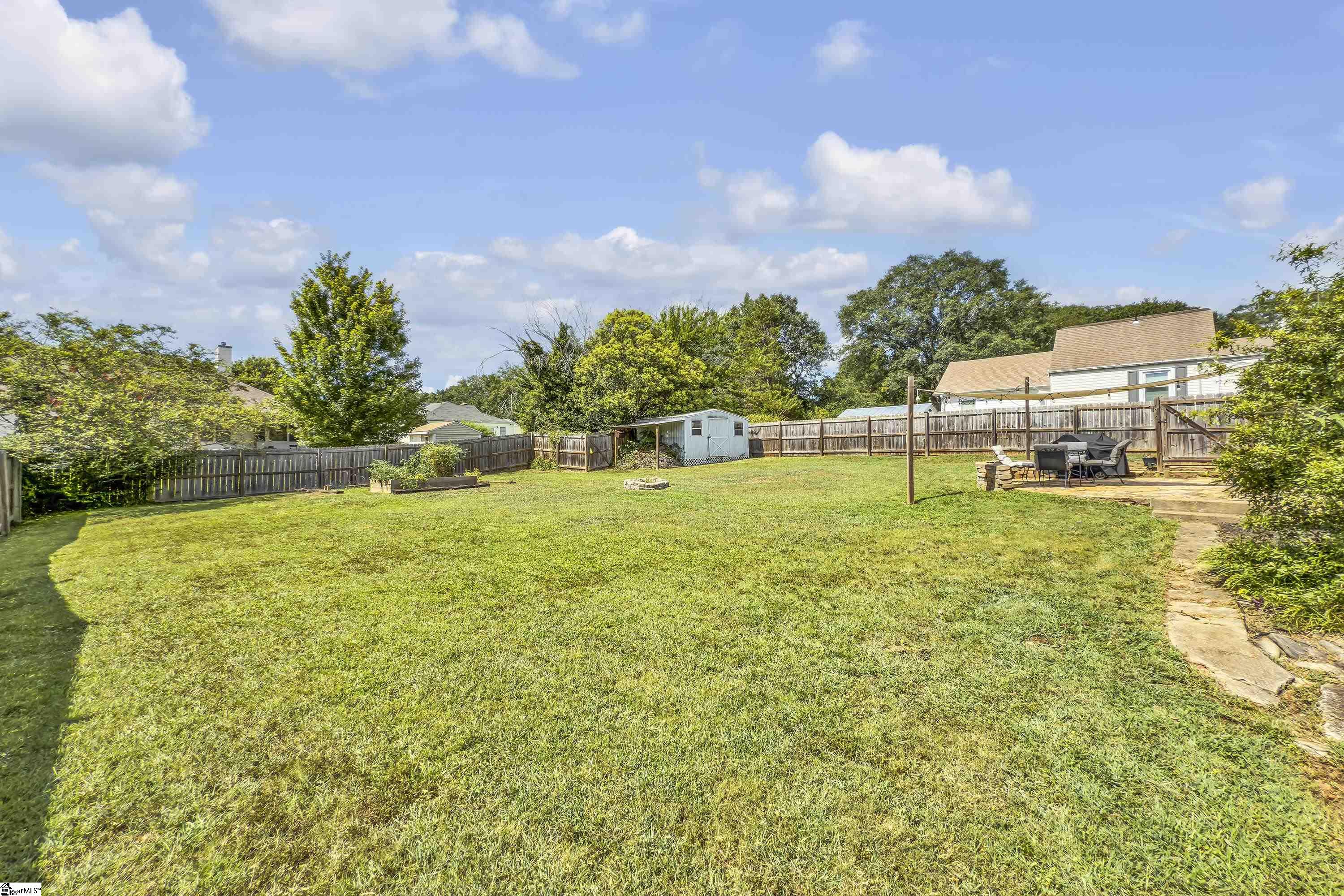 Greenville, South Carolina 29607, United States, 2 Bedrooms Bedrooms, ,1 BathroomBathrooms,Residential,Active,181552