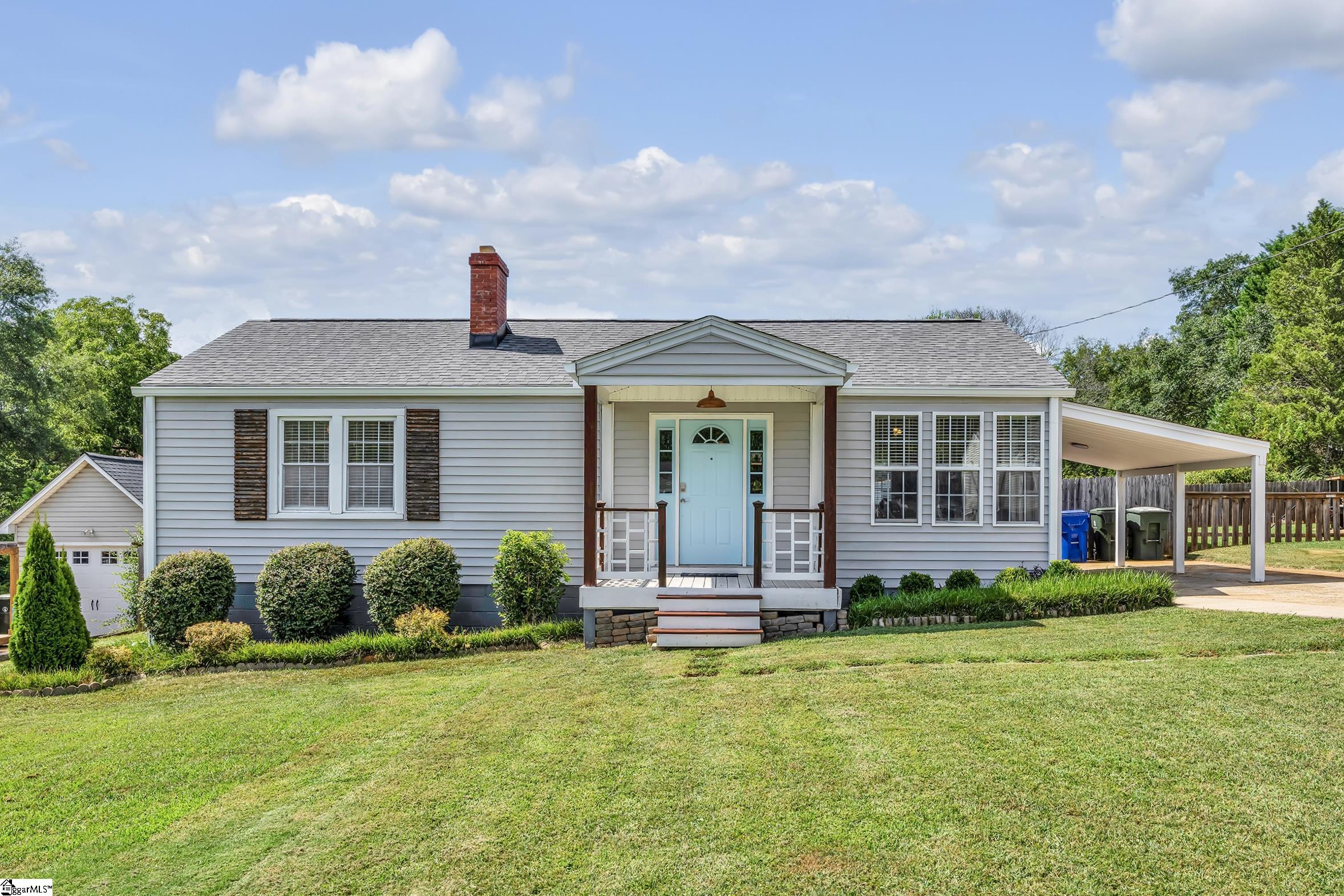 Greenville, South Carolina 29607, United States, 2 Bedrooms Bedrooms, ,1 BathroomBathrooms,Residential,Active,181552