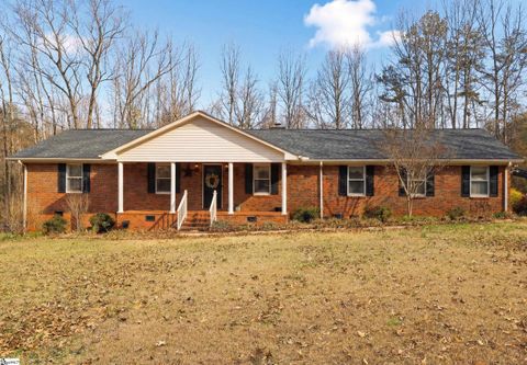 Photo of 16 Fort Prince Court, Wellford, SC 29385 (MLS # 1583964)