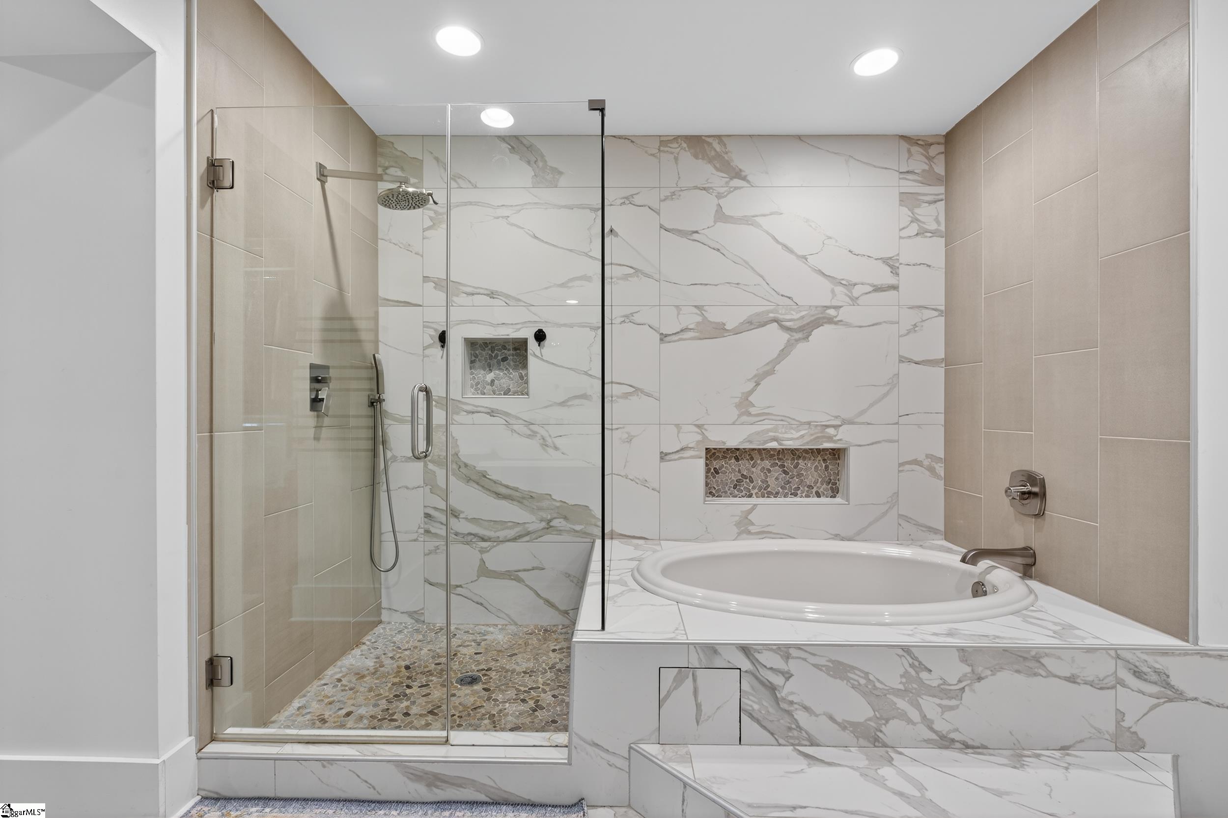 Greenville, South Carolina 29609, United States, 4 Bedrooms Bedrooms, ,4 BathroomsBathrooms,Residential,Active,189560