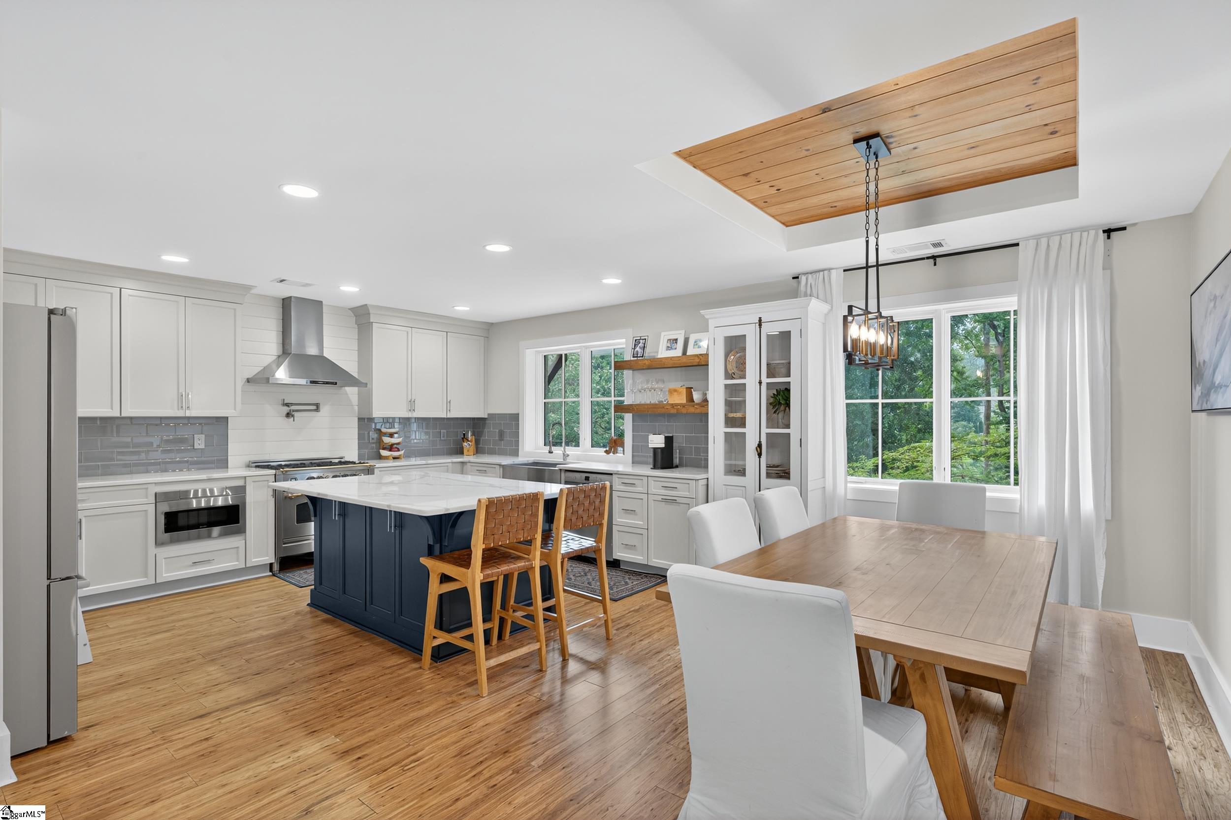 Greenville, South Carolina 29609, United States, 4 Bedrooms Bedrooms, ,4 BathroomsBathrooms,Residential,Active,189560