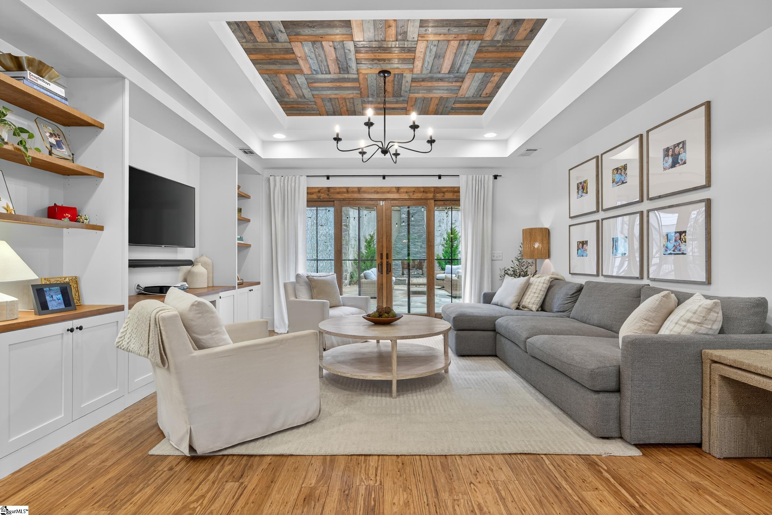 Greenville, South Carolina 29609, United States, 4 Bedrooms Bedrooms, ,4 BathroomsBathrooms,Residential,Active,189560