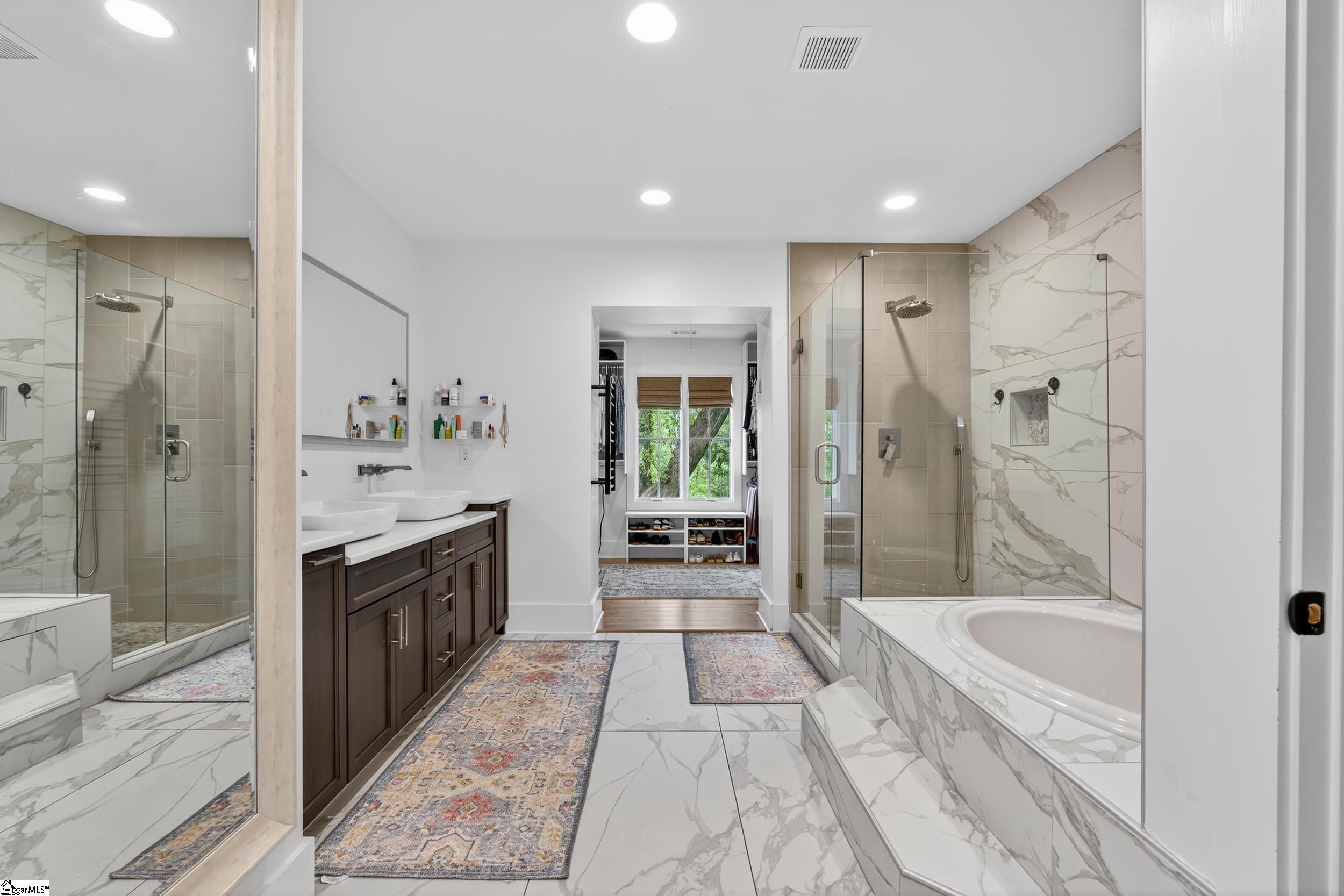 Greenville, South Carolina 29609, United States, 4 Bedrooms Bedrooms, ,4 BathroomsBathrooms,Residential,Active,189560