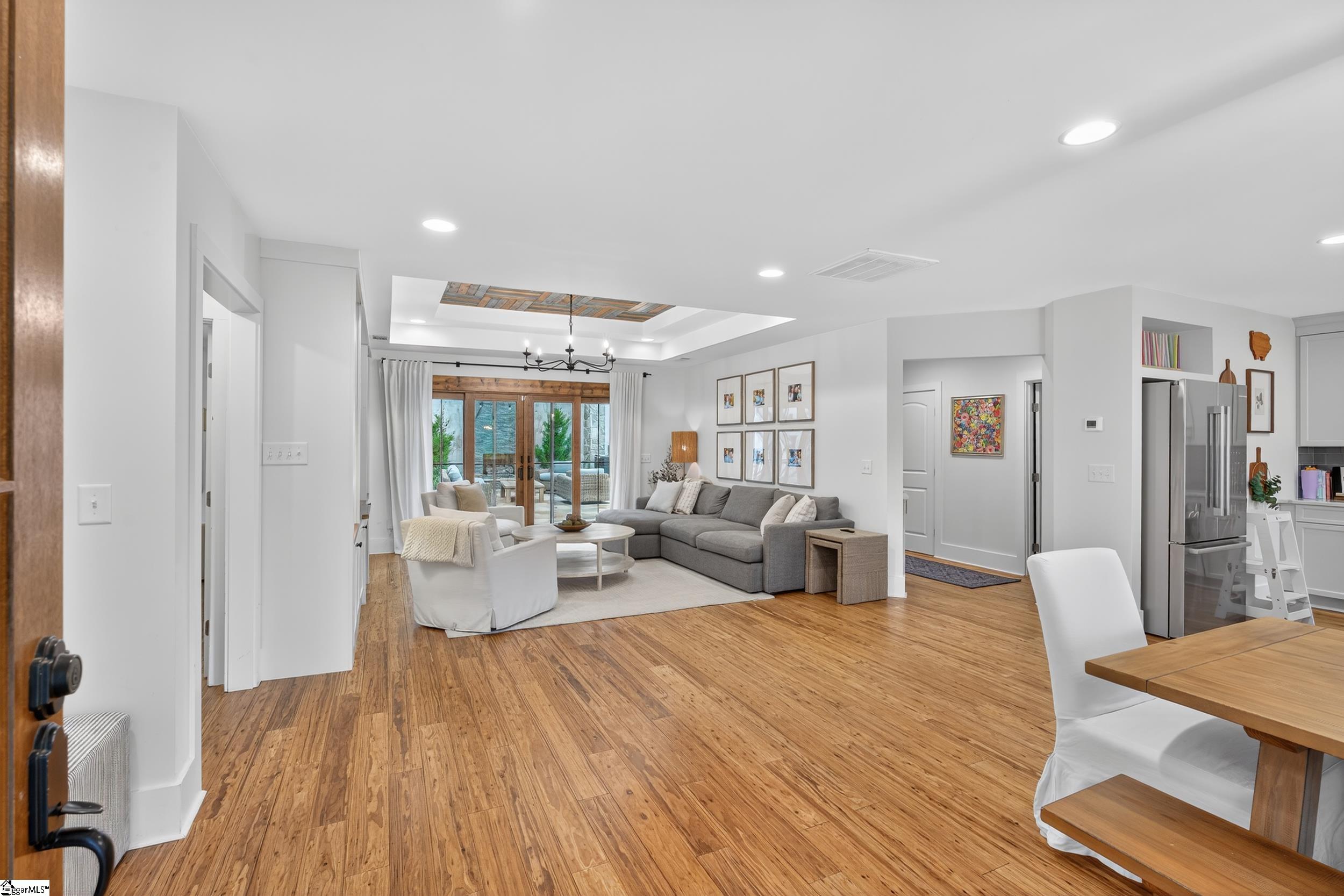 Greenville, South Carolina 29609, United States, 4 Bedrooms Bedrooms, ,4 BathroomsBathrooms,Residential,Active,189560