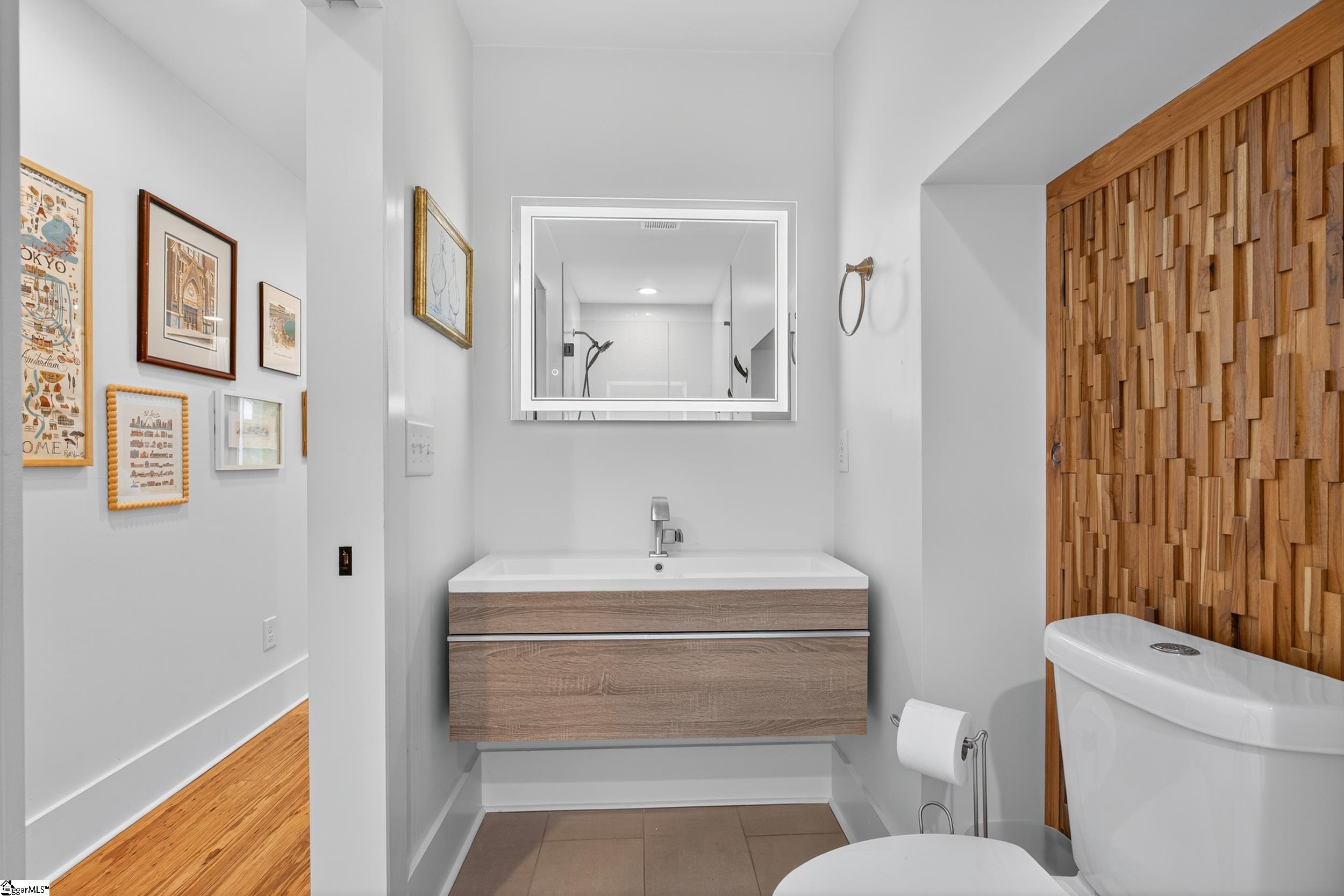 Greenville, South Carolina 29609, United States, 4 Bedrooms Bedrooms, ,4 BathroomsBathrooms,Residential,Active,189560