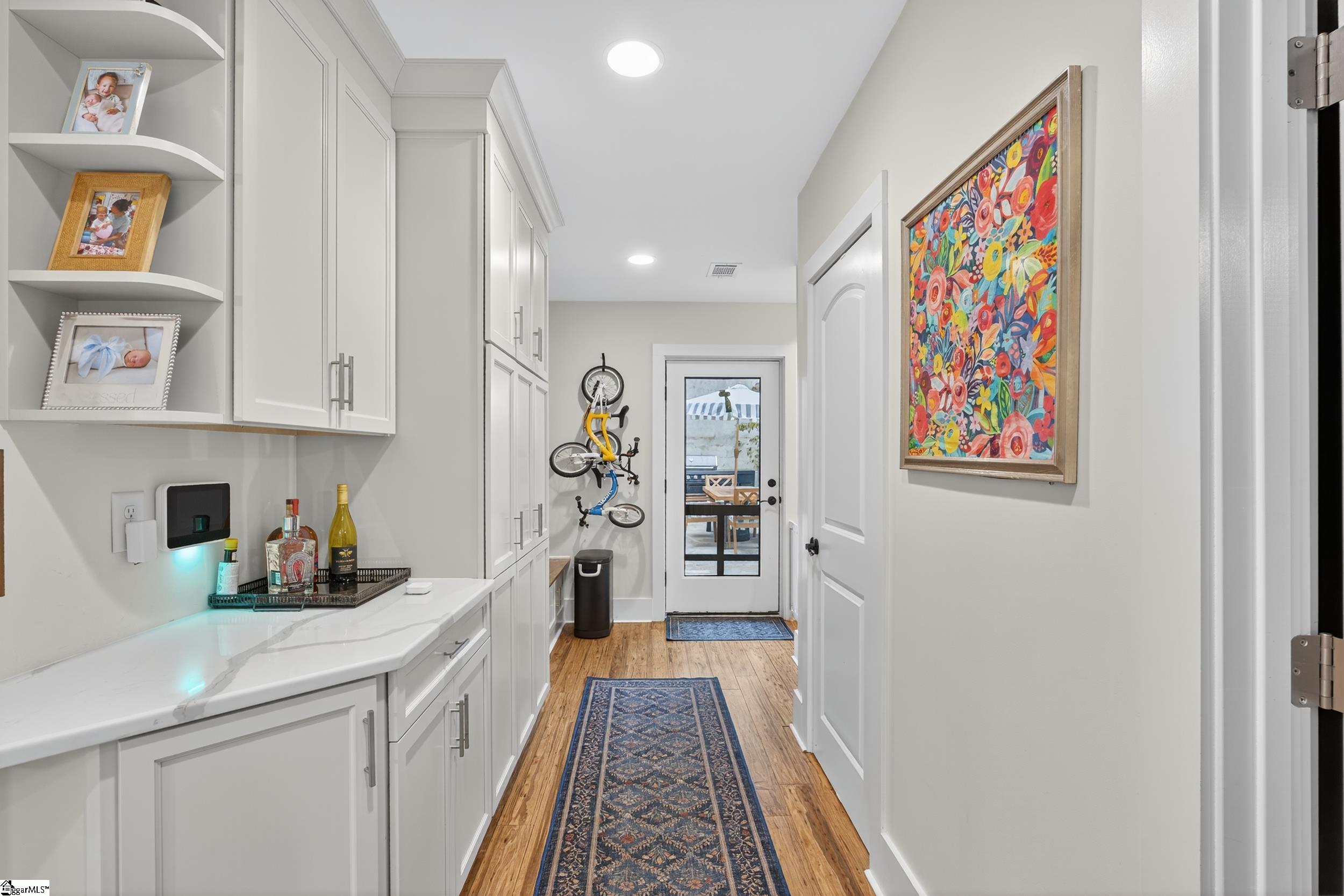 Greenville, South Carolina 29609, United States, 4 Bedrooms Bedrooms, ,4 BathroomsBathrooms,Residential,Active,189560