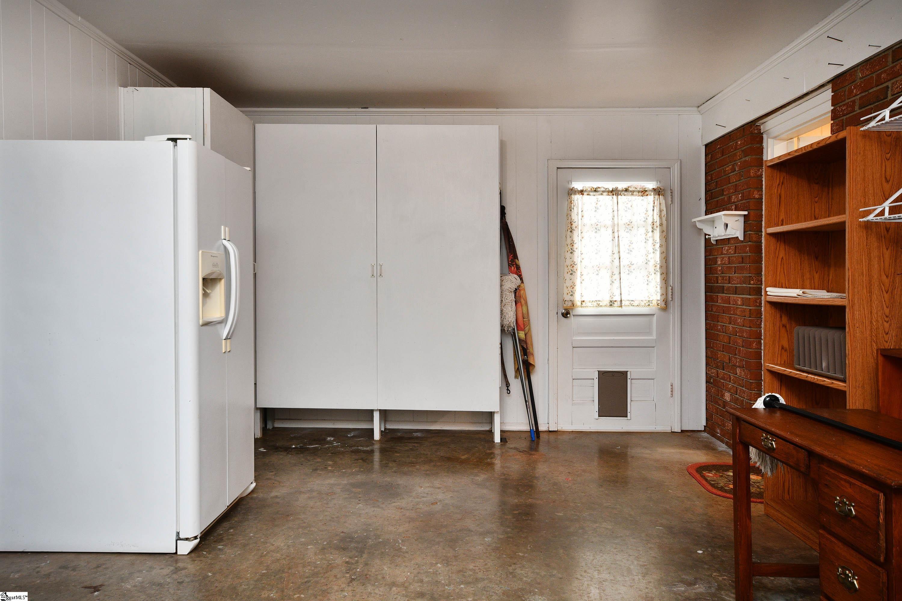 Easley, South Carolina 29642, United States, 3 Bedrooms Bedrooms, ,2 BathroomsBathrooms,Residential,Contingent,188745