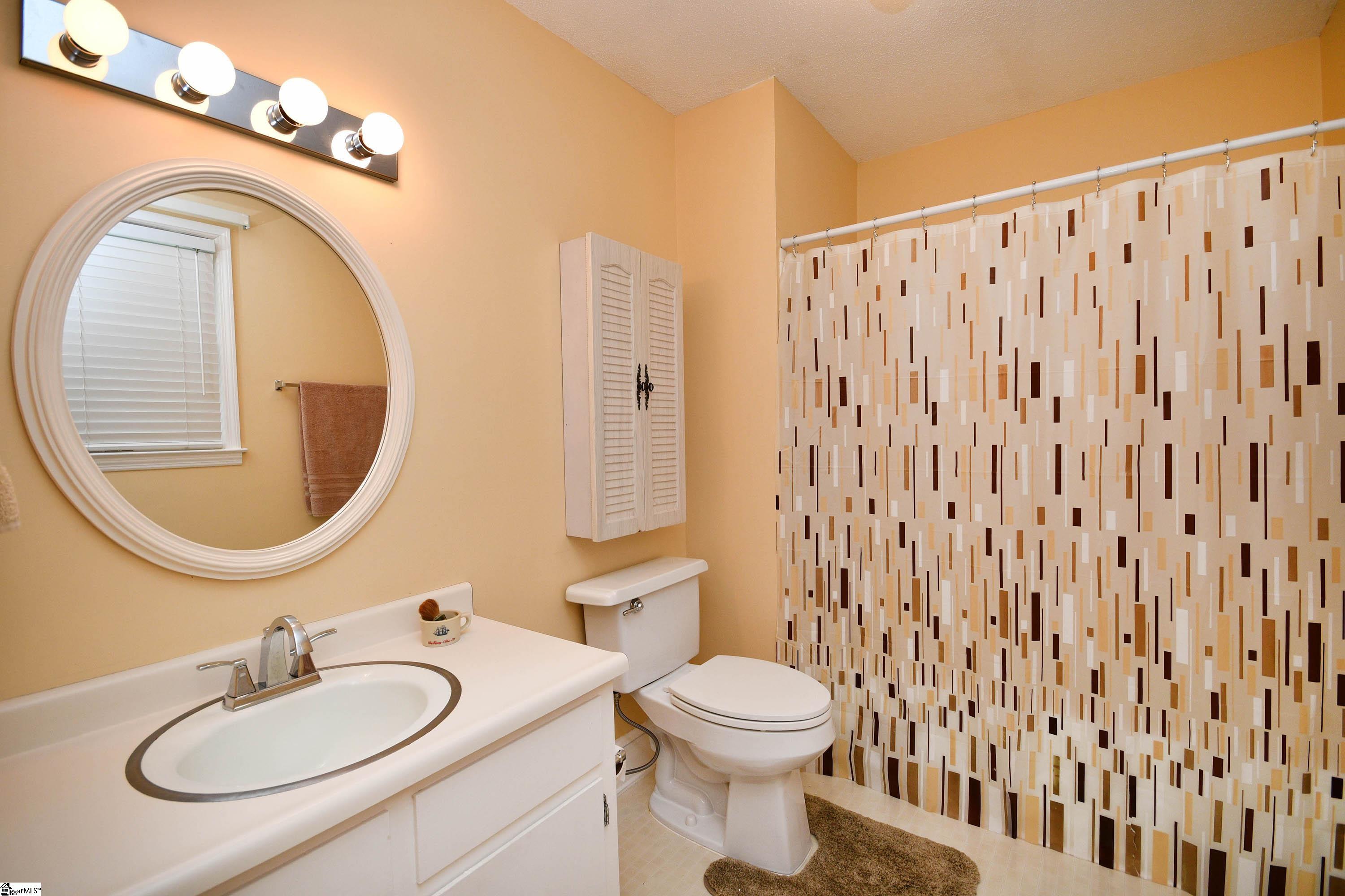 Easley, South Carolina 29642, United States, 3 Bedrooms Bedrooms, ,2 BathroomsBathrooms,Residential,Contingent,188745