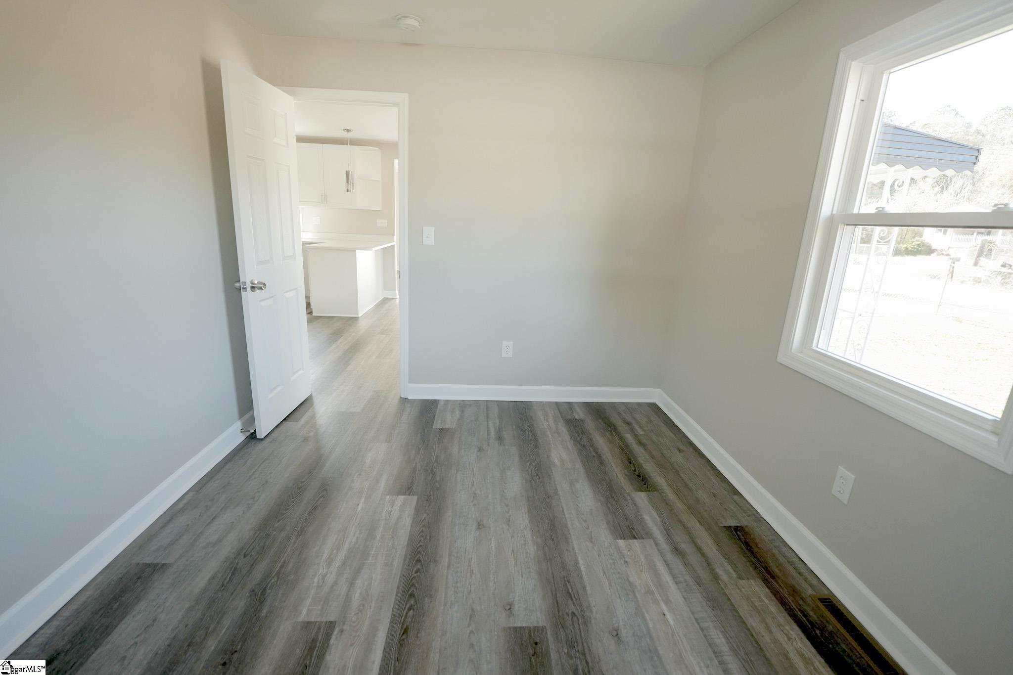 Laurens, South Carolina 29360, United States, 3 Bedrooms Bedrooms, ,2 BathroomsBathrooms,Residential,Active,147416