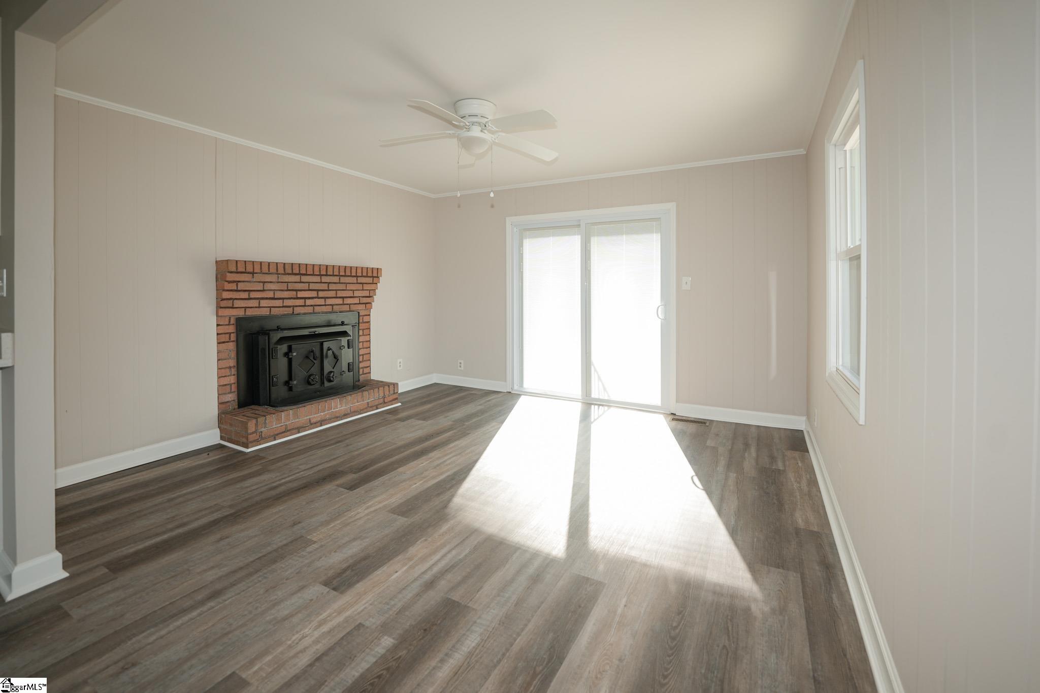 Laurens, South Carolina 29360, United States, 3 Bedrooms Bedrooms, ,2 BathroomsBathrooms,Residential,Active,147416