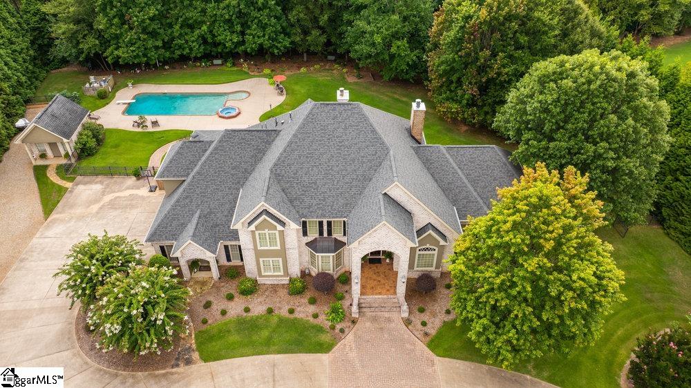 101 Rivertrail Court