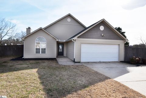 Photo of 100 Golden Leaf Lane, Simpsonville, SC 29681 (MLS # 1582476)