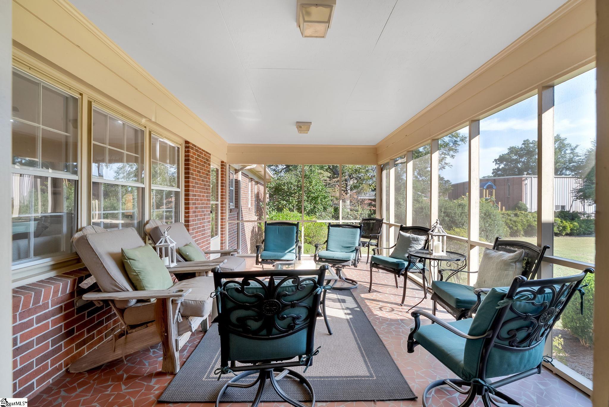 Clinton, South Carolina 29325, United States, 3 Bedrooms Bedrooms, ,3 BathroomsBathrooms,Residential,Active,215729