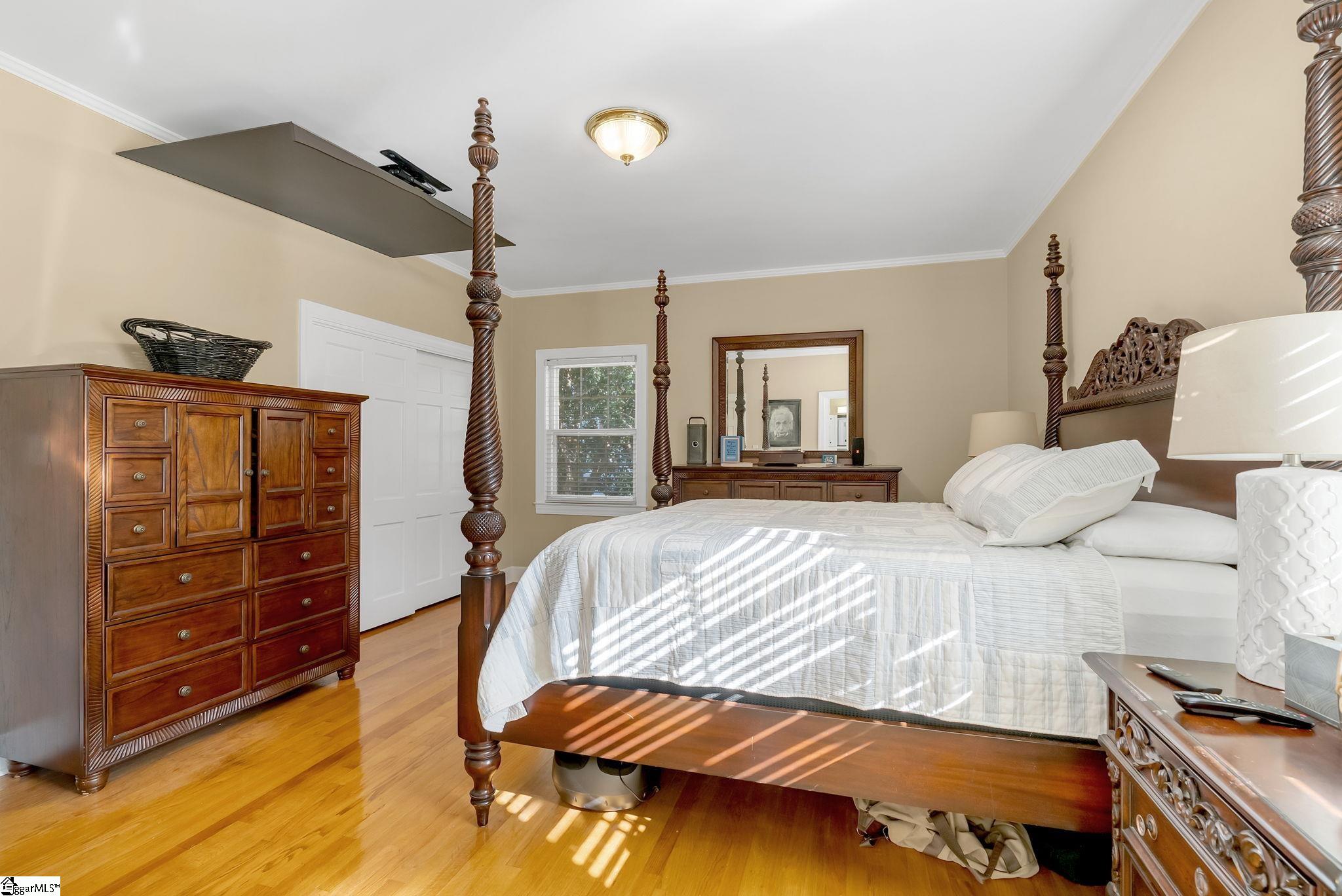 Clinton, South Carolina 29325, United States, 3 Bedrooms Bedrooms, ,3 BathroomsBathrooms,Residential,Active,215729