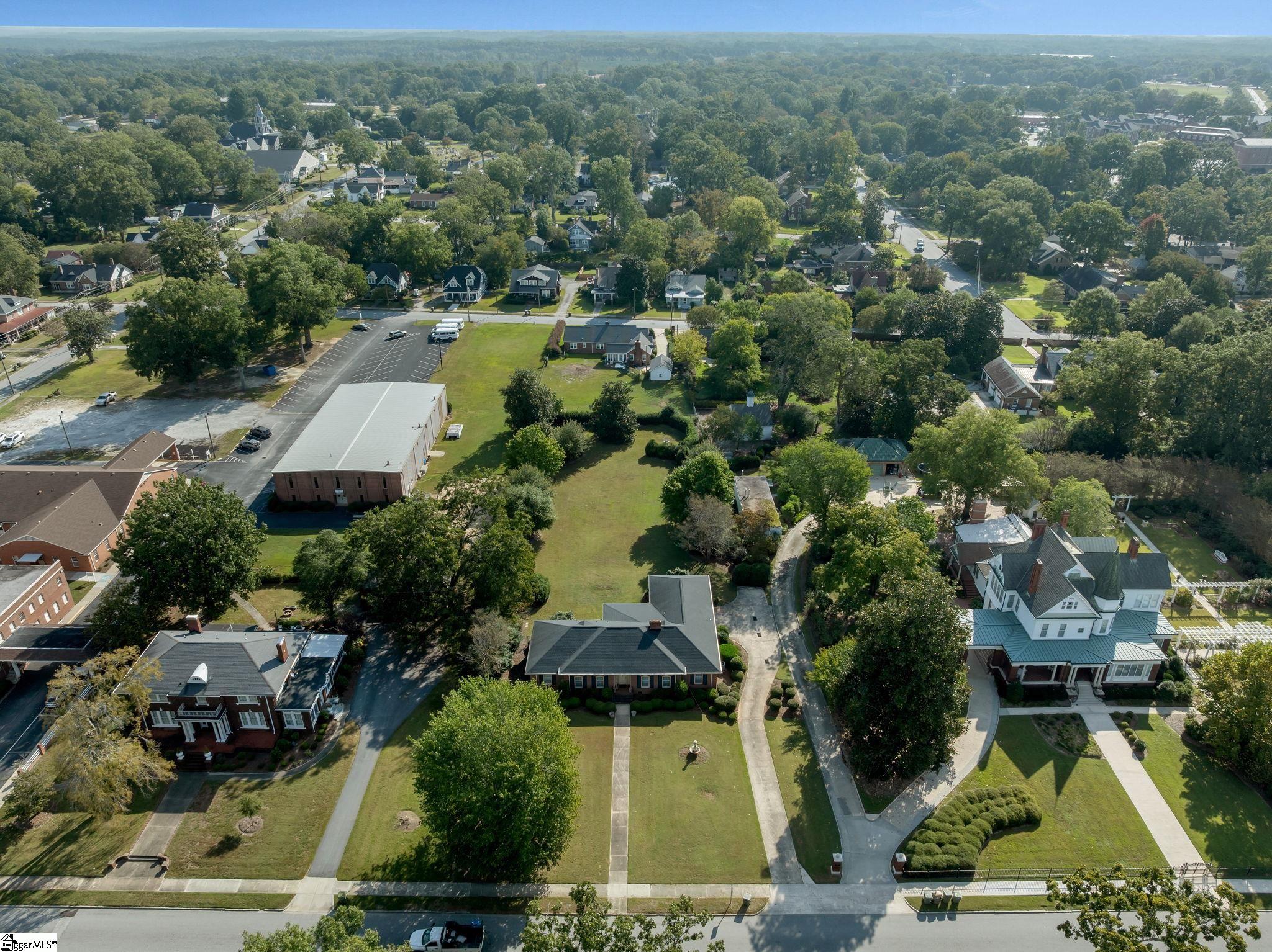 Clinton, South Carolina 29325, United States, 3 Bedrooms Bedrooms, ,3 BathroomsBathrooms,Residential,Active,215729