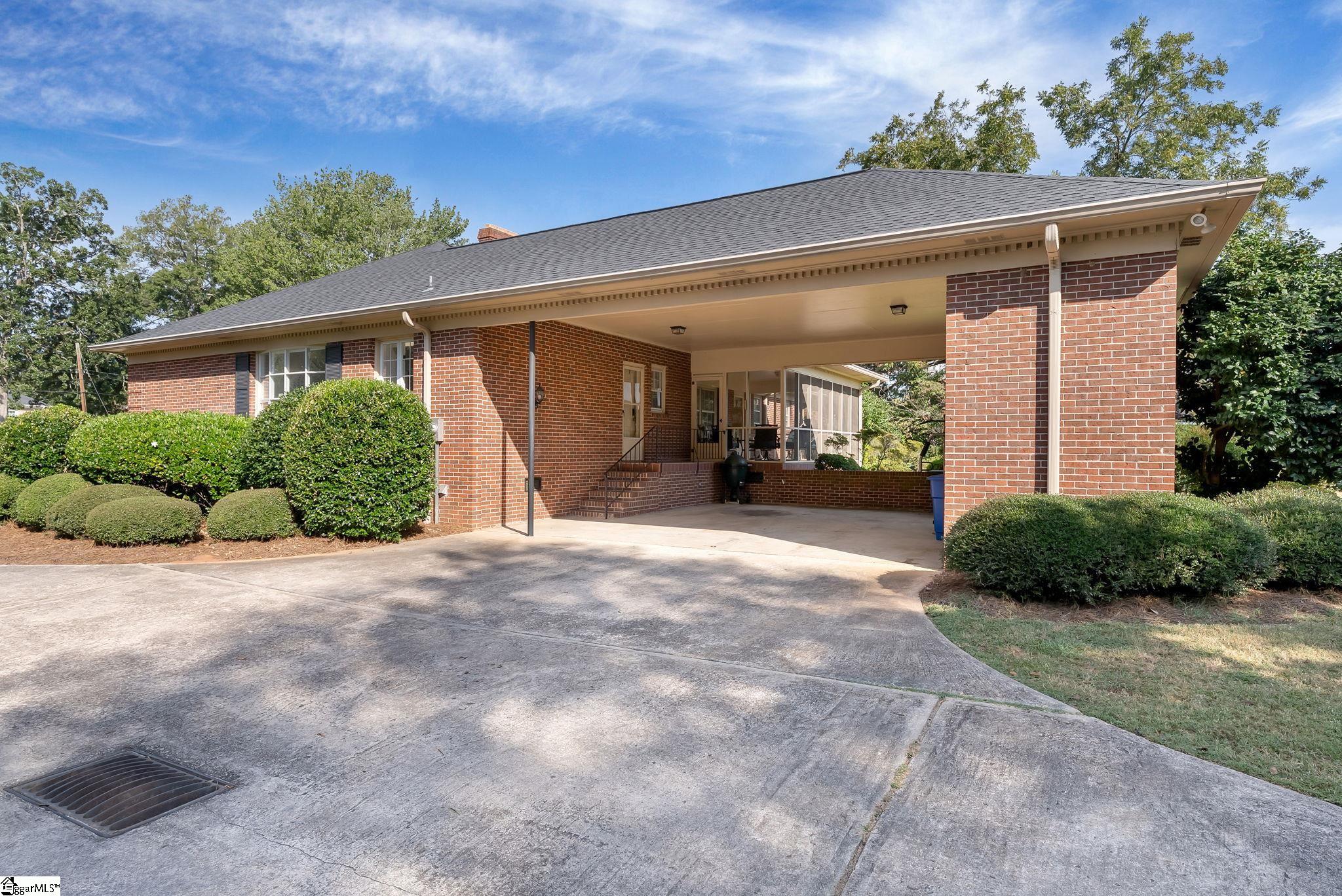 Clinton, South Carolina 29325, United States, 3 Bedrooms Bedrooms, ,3 BathroomsBathrooms,Residential,Active,215729