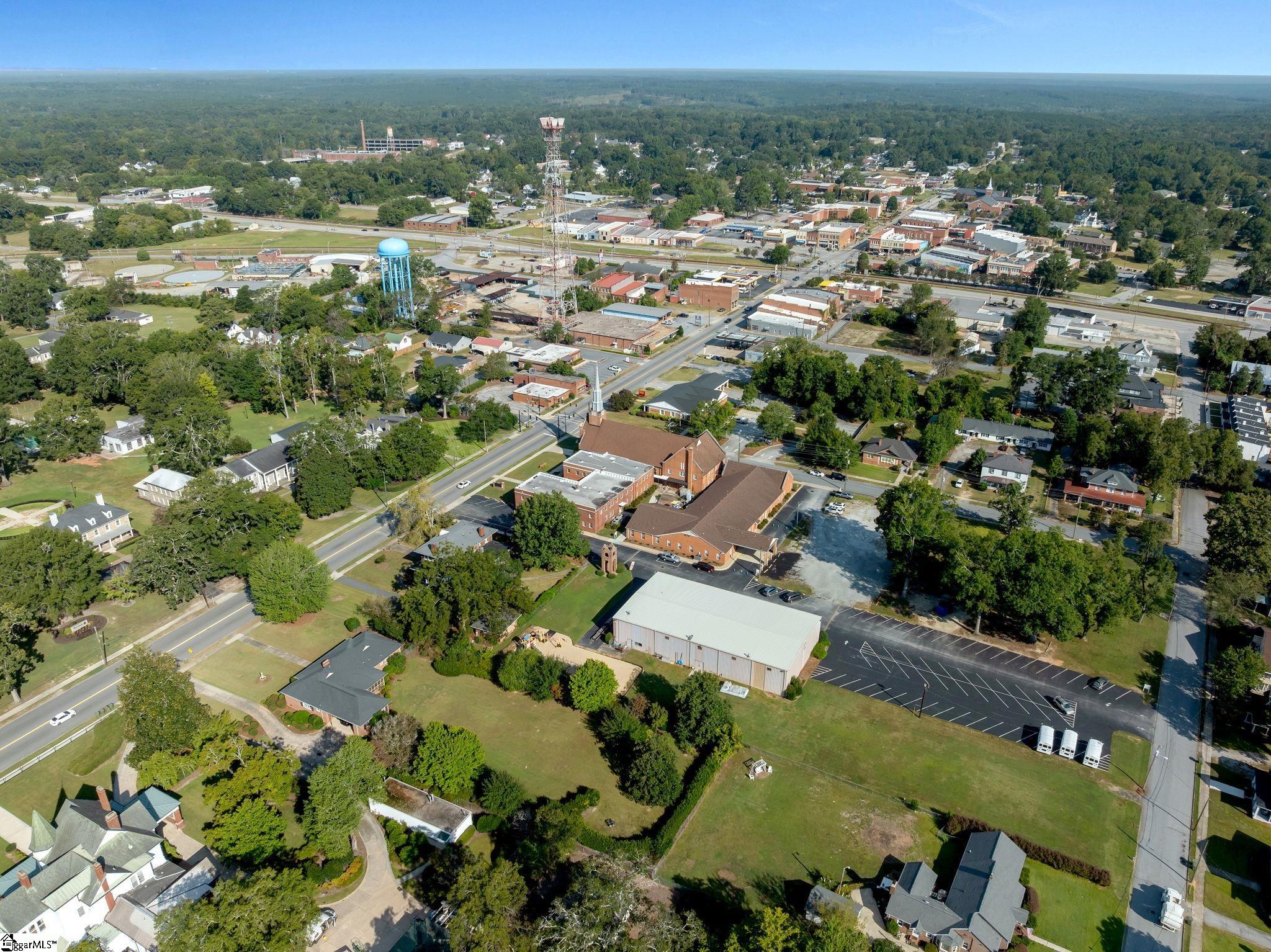 Clinton, South Carolina 29325, United States, 3 Bedrooms Bedrooms, ,3 BathroomsBathrooms,Residential,Active,215729
