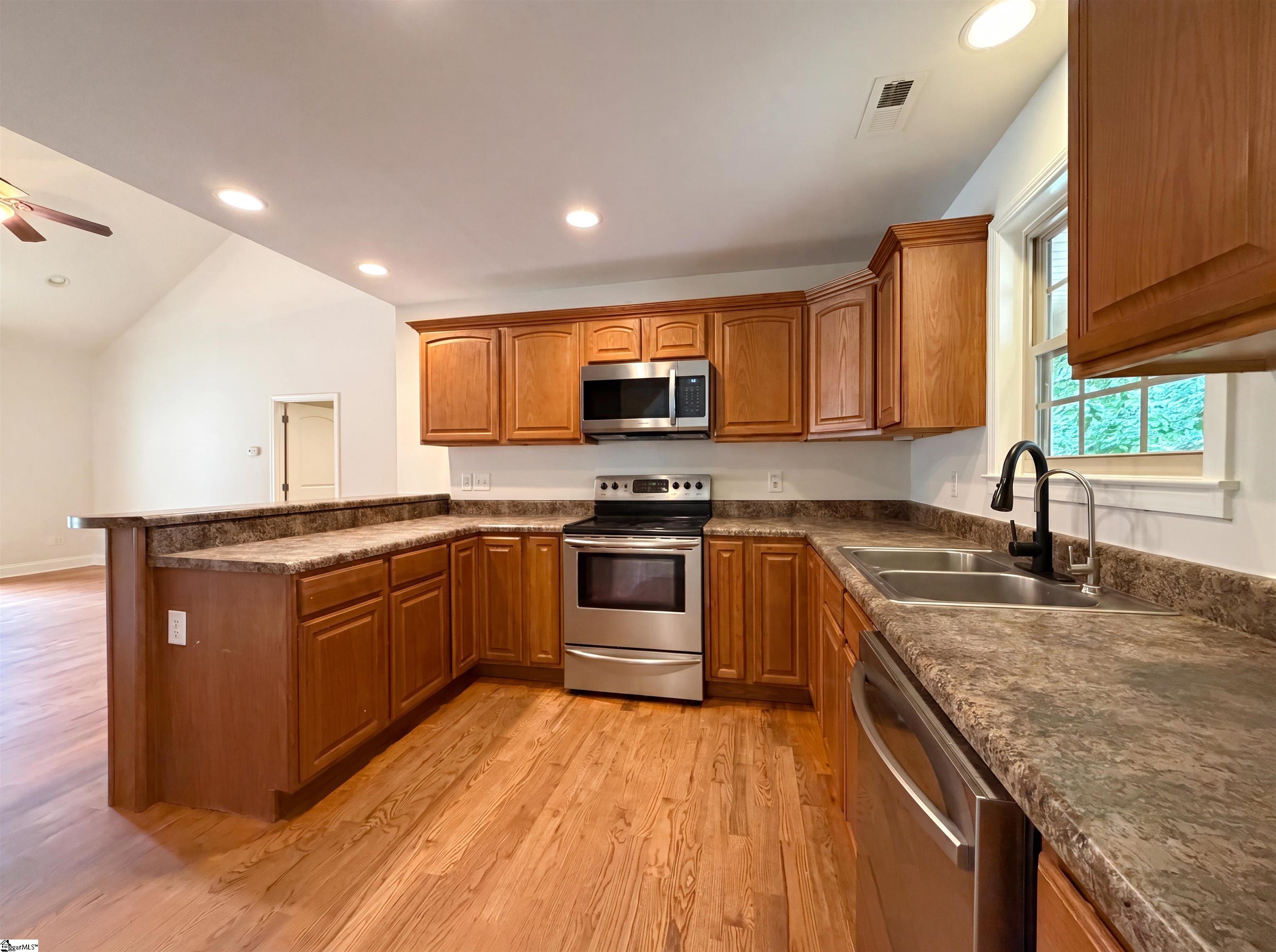 107 Trailing Ivy Court