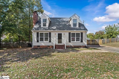 Photo of 112 Blacks Drive, Greenville, SC 29615 (MLS # 1573294)