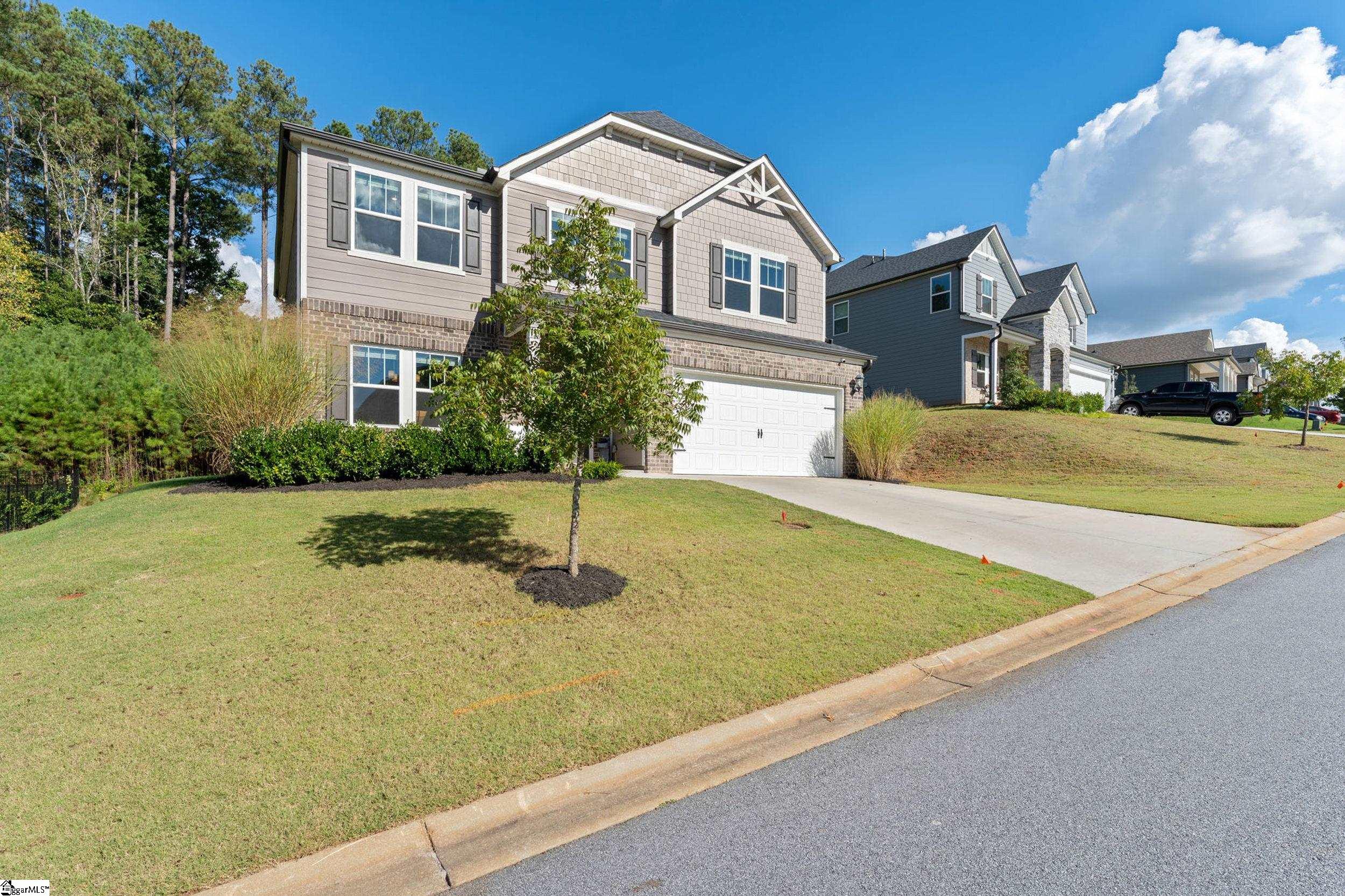 Simpsonville, South Carolina 29680, United States, 4 Bedrooms Bedrooms, ,3 BathroomsBathrooms,Residential,Active,221811