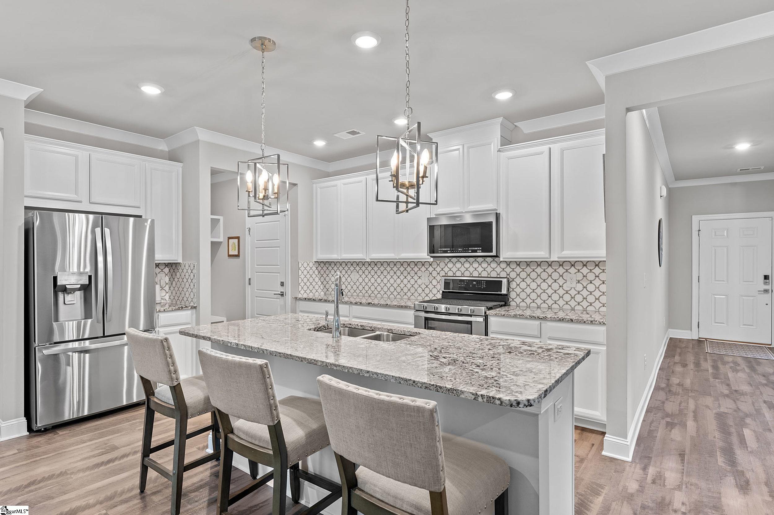 Simpsonville, South Carolina 29680, United States, 4 Bedrooms Bedrooms, ,3 BathroomsBathrooms,Residential,Active,221811