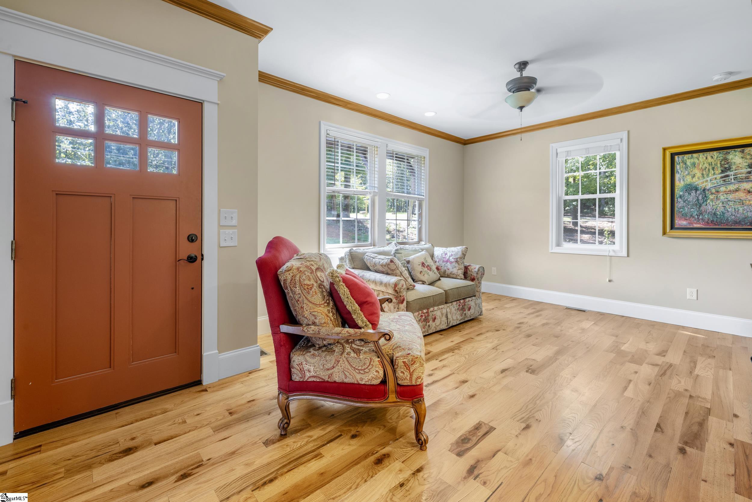 323 South Cove Road