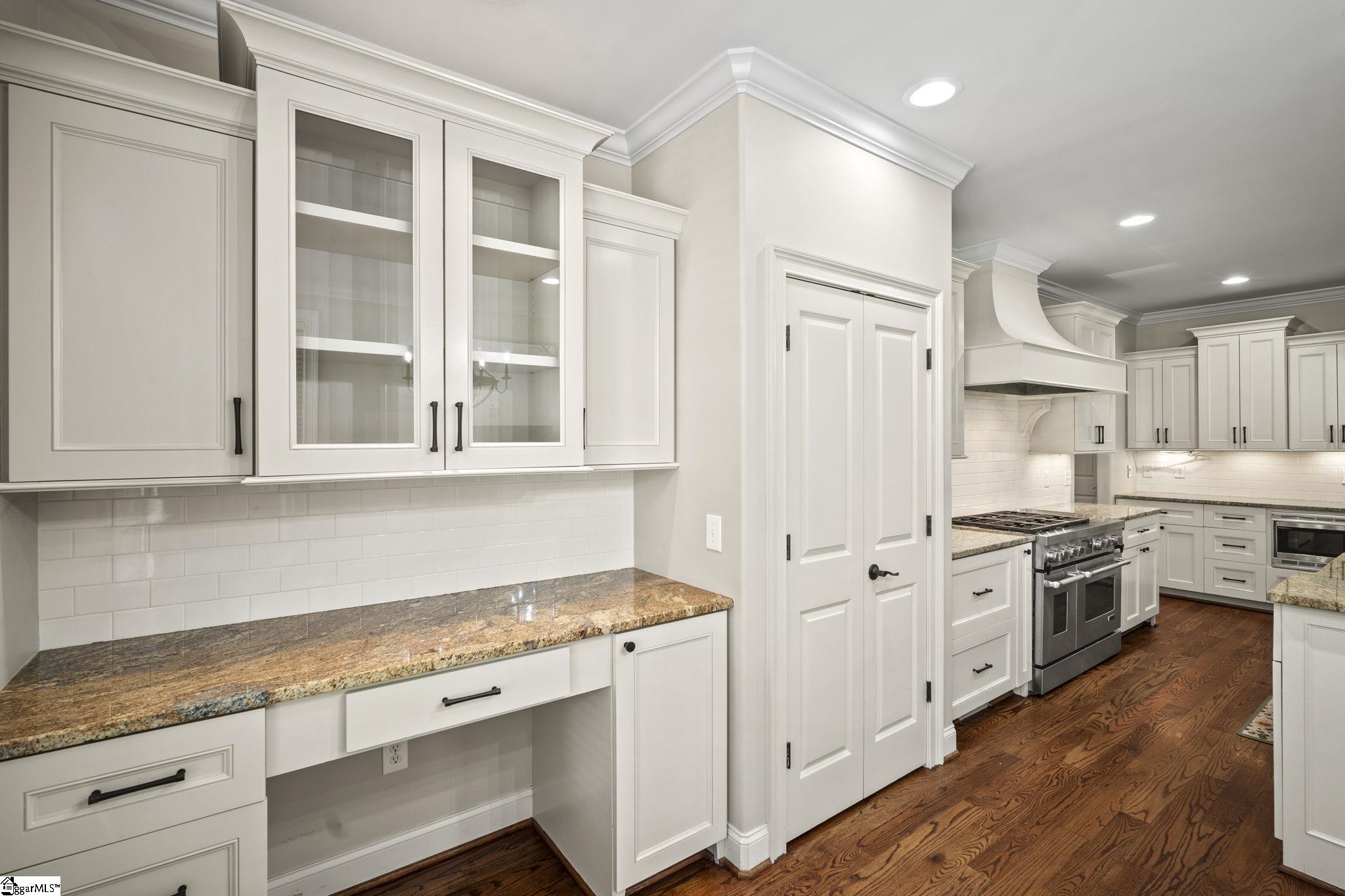 Greer, South Carolina 29651, United States, 5 Bedrooms Bedrooms, ,4 BathroomsBathrooms,Residential,Active,155197